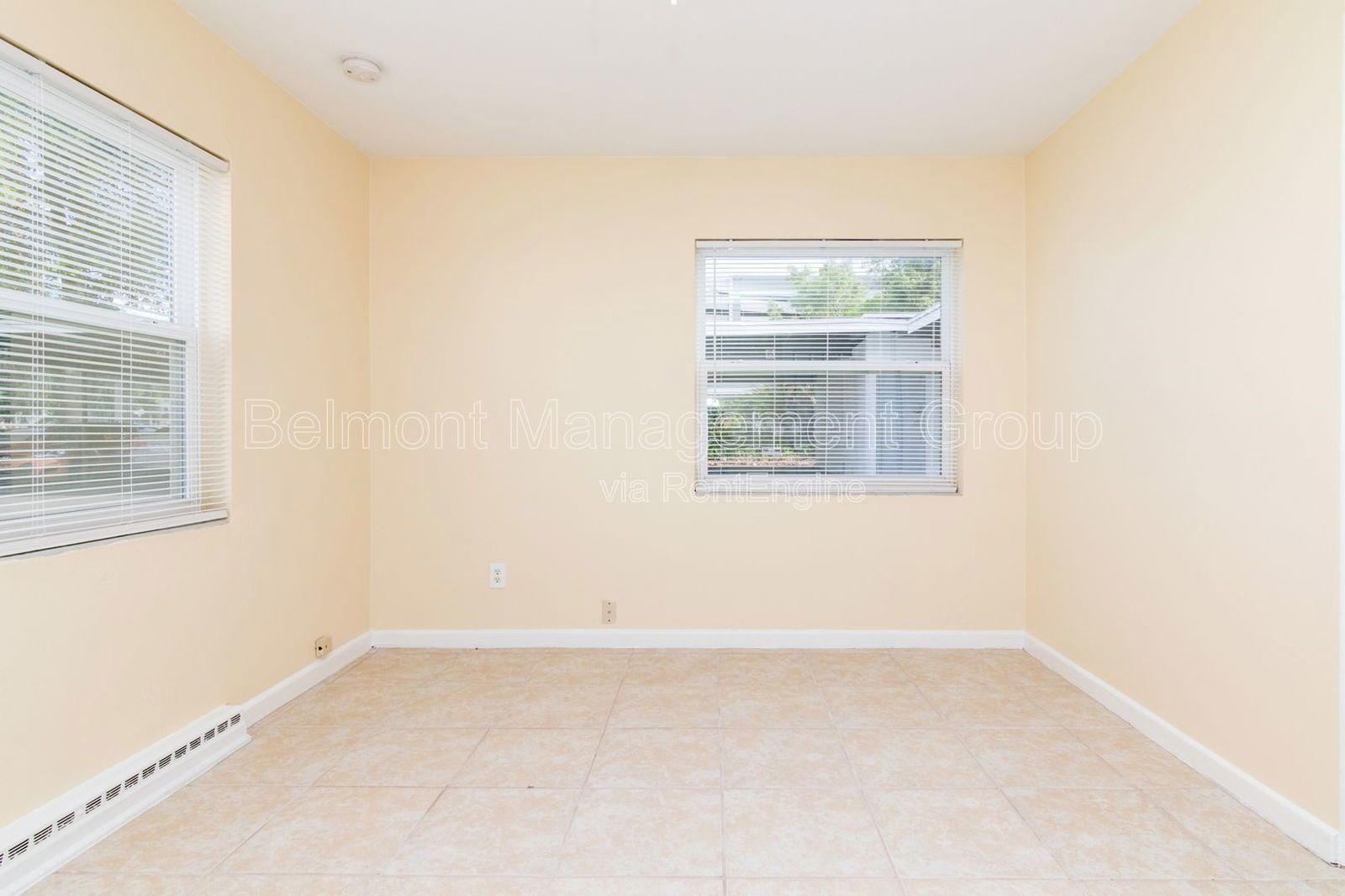 RENT NOW and RECEIVE $750 OFF YOUR FIRST MONTH'S RENT!!! Bright and Spacious 2bed/1bath Apartment for Rent in Downtown Orlando! property image