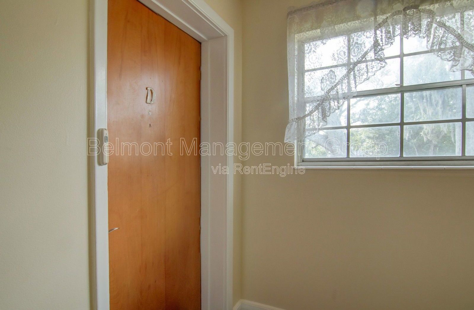 RENT NOW AND RECEIVE 2-WEEKS OFF YOUR FIRST MONTH'S RENT!!! Cozy 3 Bed 2 Bath Condo for Rent in Downtown Maitland! property image