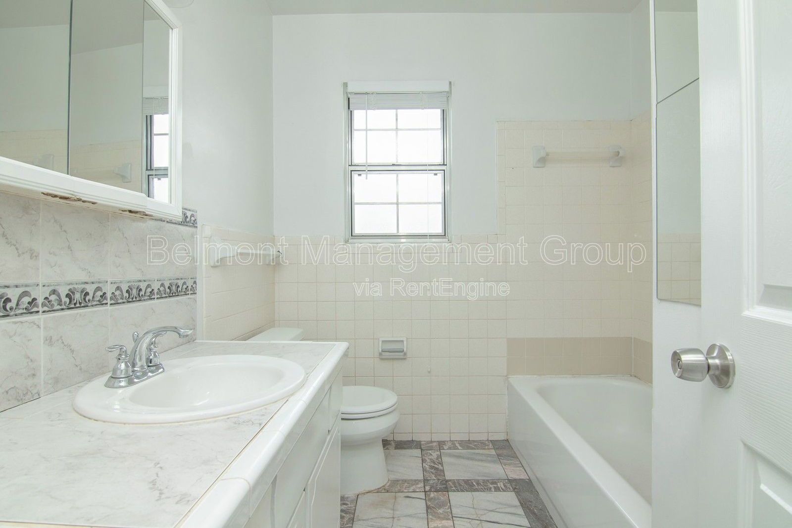 RENT NOW AND RECEIVE 2-WEEKS OFF YOUR FIRST MONTH'S RENT!!! Cozy 3 Bed 2 Bath Condo for Rent in Downtown Maitland! property image