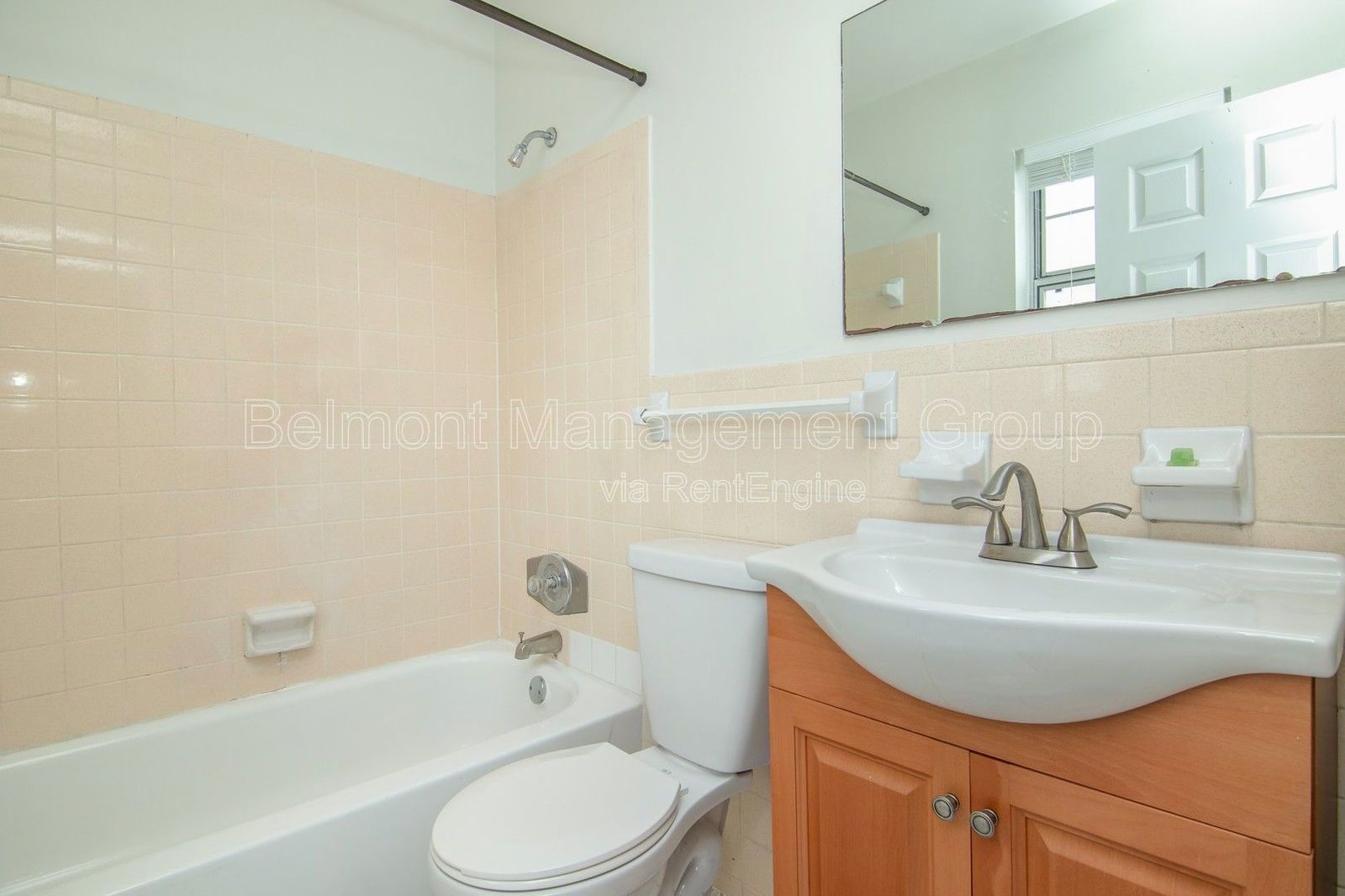 RENT NOW AND RECEIVE 2-WEEKS OFF YOUR FIRST MONTH'S RENT!!! Cozy 3 Bed 2 Bath Condo for Rent in Downtown Maitland! property image
