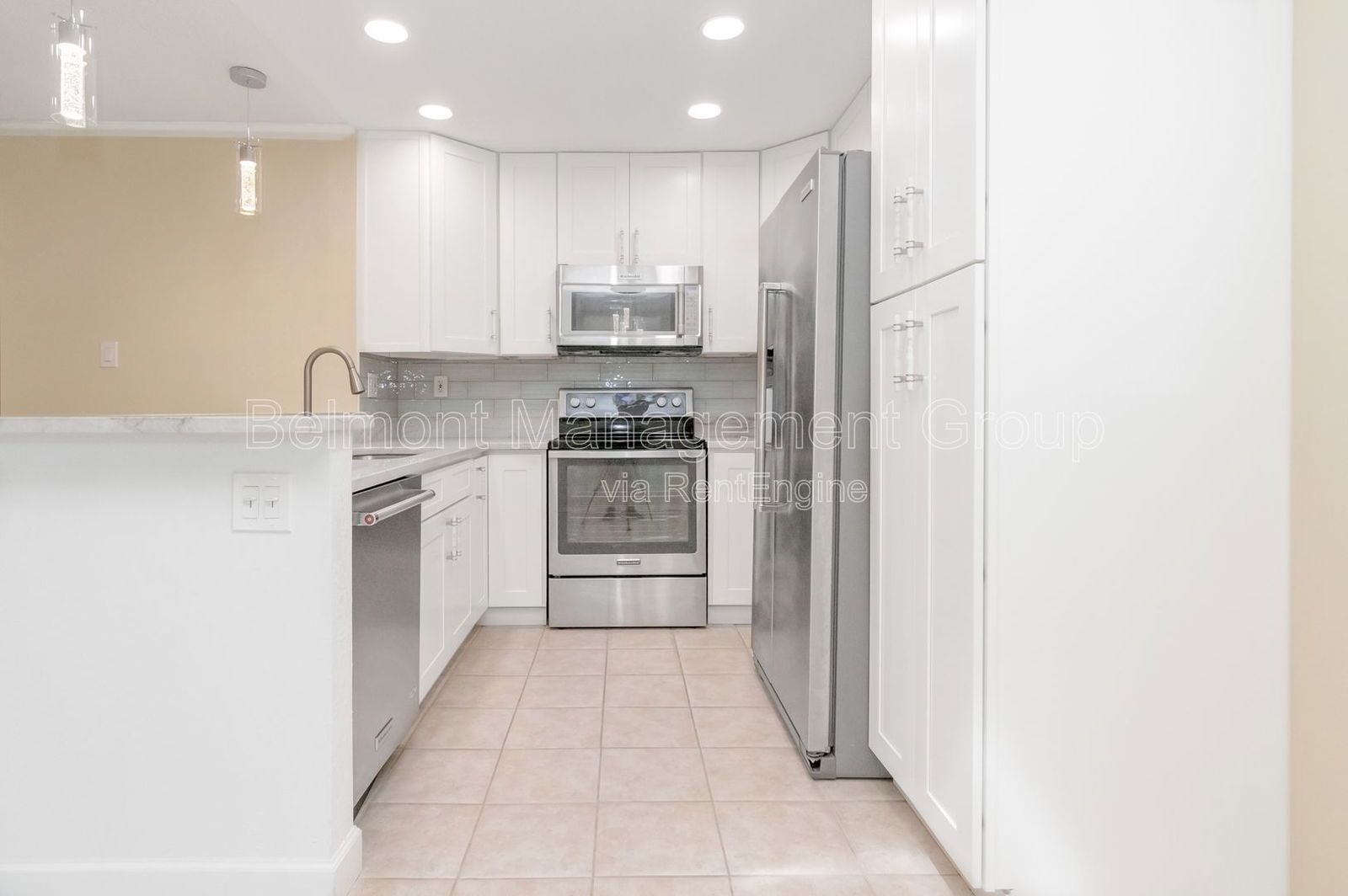 Updated 3/2 Condo for Rent in PRIME Downtown Winter Park Location! Rollins Students Welcomed! property image