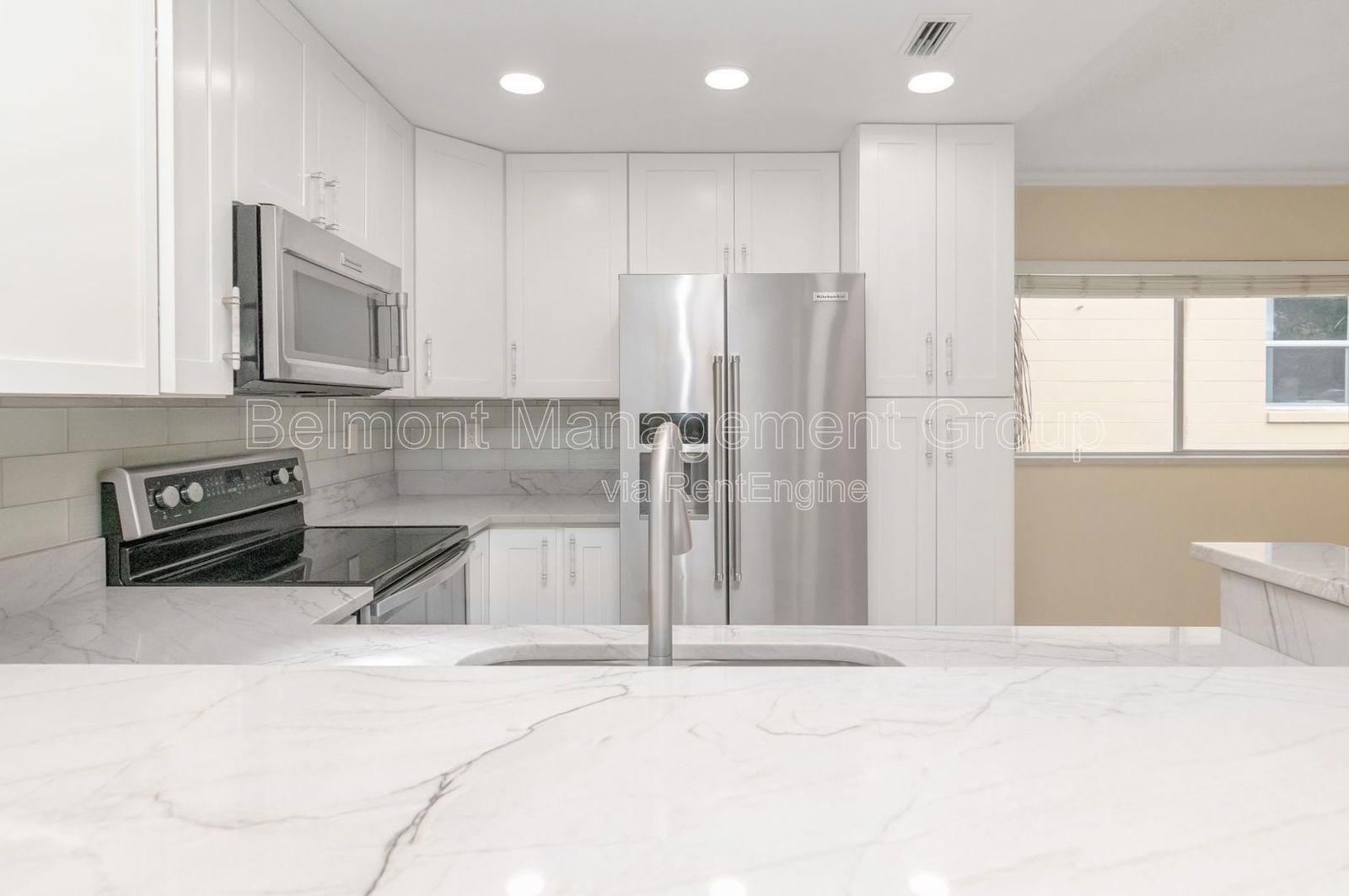 Updated 3/2 Condo for Rent in PRIME Downtown Winter Park Location! Rollins Students Welcomed! property image