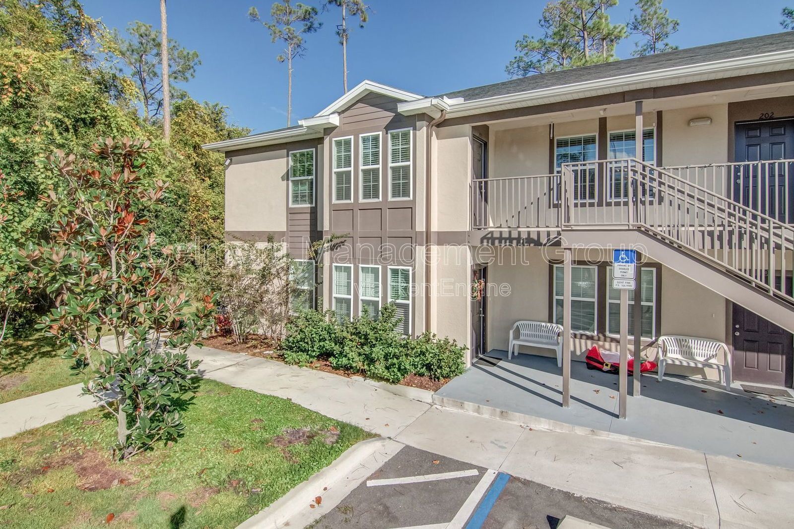 RENT NOW AND GET THE REST OF DECEMBER FREE!!! Beautiful 3 Bed/2 Bath Home for Rent in Buenaventura Lakes! property image