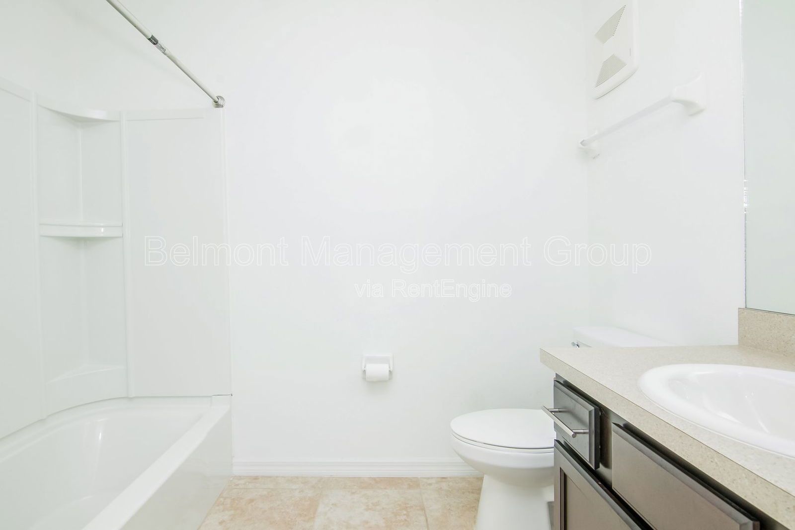 RENT NOW AND GET THE REST OF DECEMBER FREE!!! Beautiful 3 Bed/2 Bath Home for Rent in Buenaventura Lakes! property image