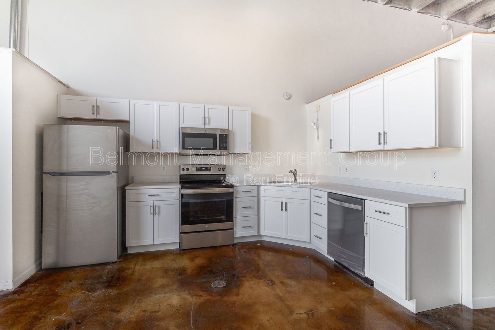 Rent Now and Get 6 Weeks Free + a Super Low $350 Security Deposit!!!  Trendy 1 Bed/ 1 Bath Loft for Rent at The Lofts of Winter Park Village! property image