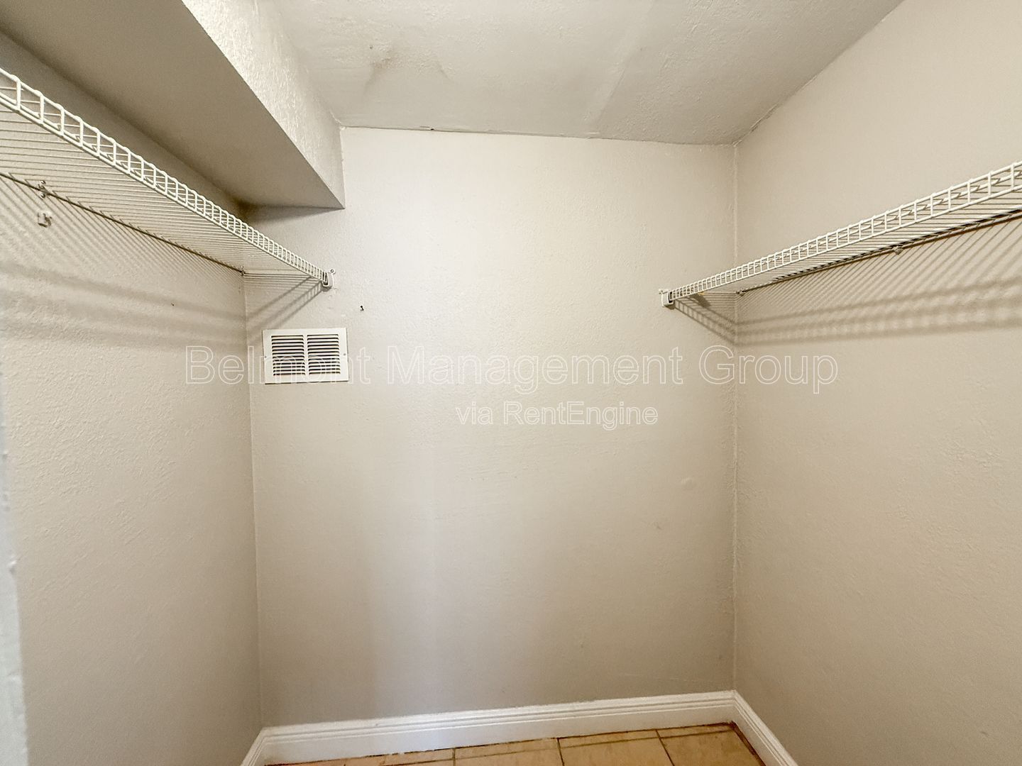 RENT BY DECEMBER 15th and RECEIVE $500 OFF YOUR FIRST MONTH'S RENT!!! Lovely 2 Bed 2 Bath Apartment for Rent at Palms of Mt. Dora! property image