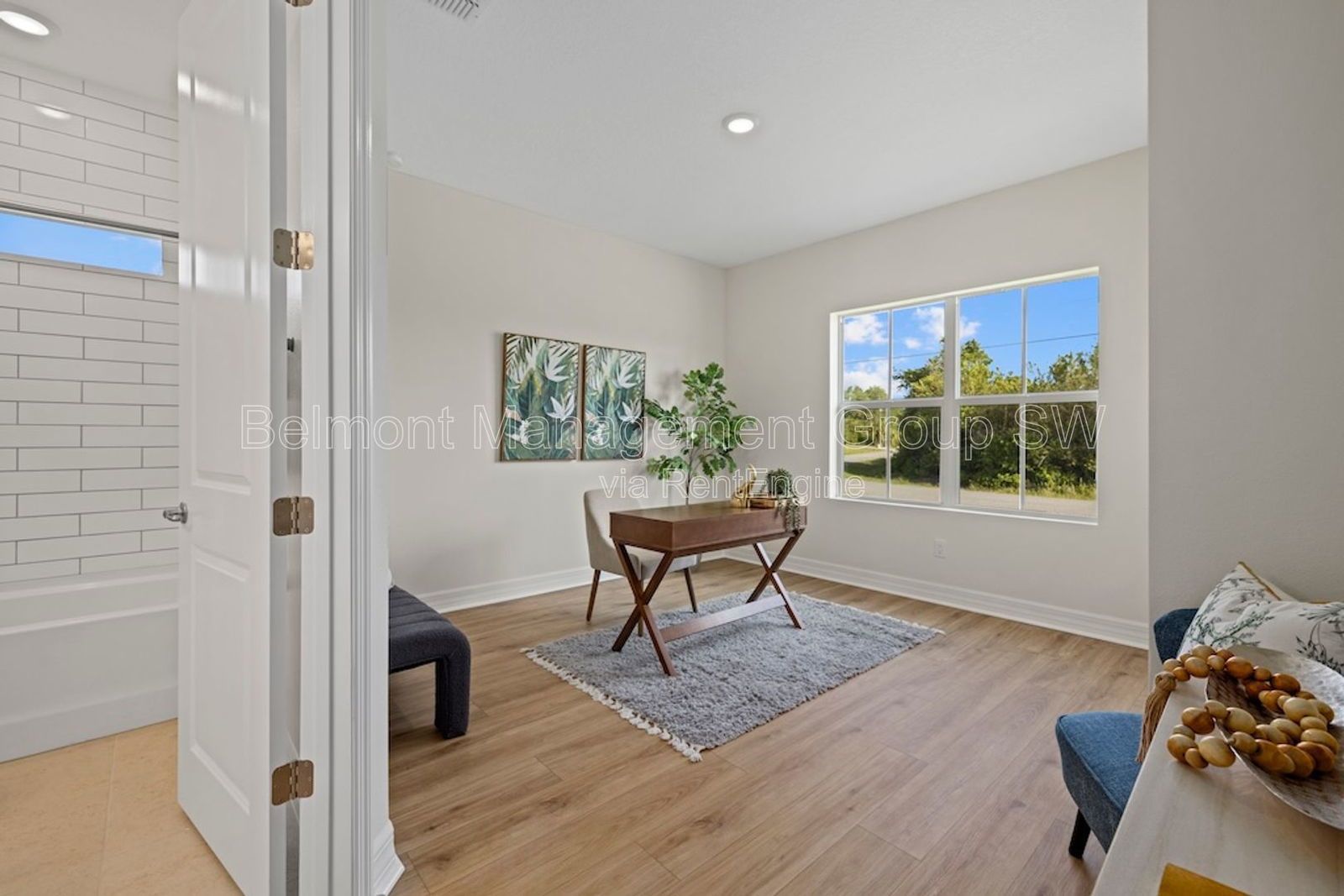 4/3 SPACIOUS Home in the heart of North Port! property image
