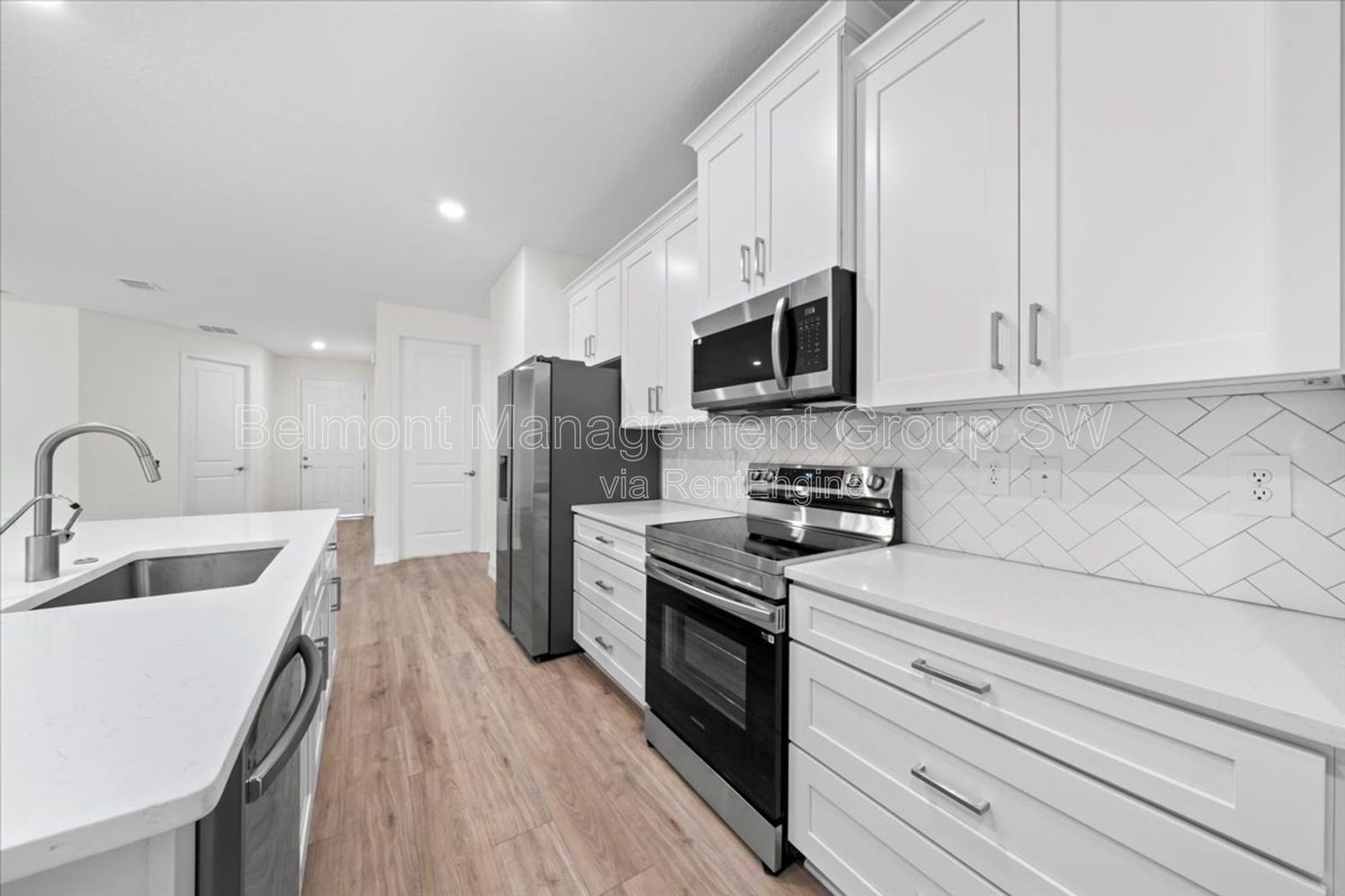 Tour it today, fall in love tomorrow with this 4/3 NEW home! property image