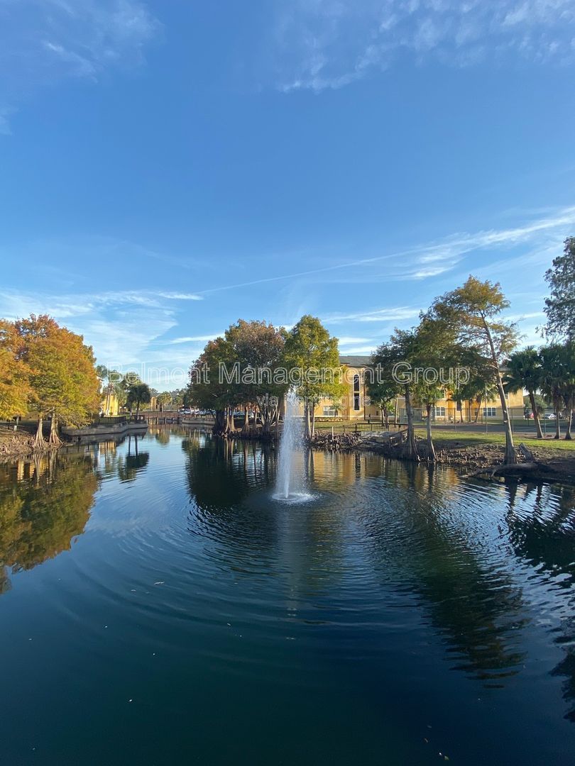 Beautiful 1 Bed/1 Bath Condo at Venetian Place in Orlando! YEAR END SPECIAL!! RENT NOW AND RECEIVE THE REST OF DECEMBER FREE!!! property image
