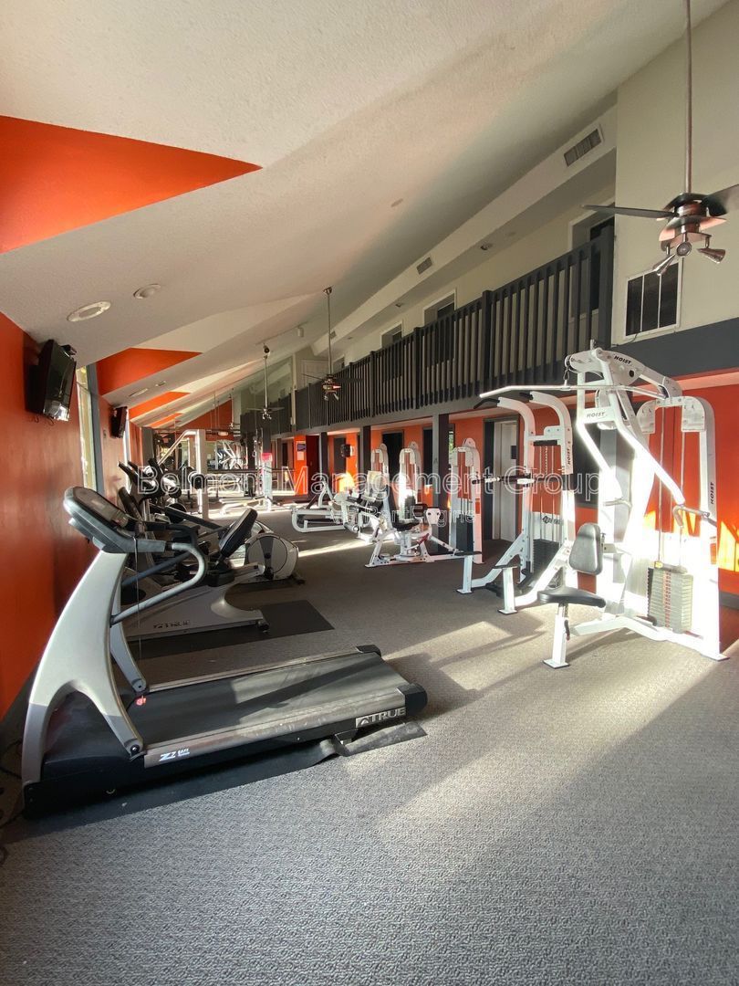 Beautiful 1 Bed/1 Bath Condo at Venetian Place in Orlando! YEAR END SPECIAL!! RENT NOW AND RECEIVE THE REST OF DECEMBER FREE!!! property image