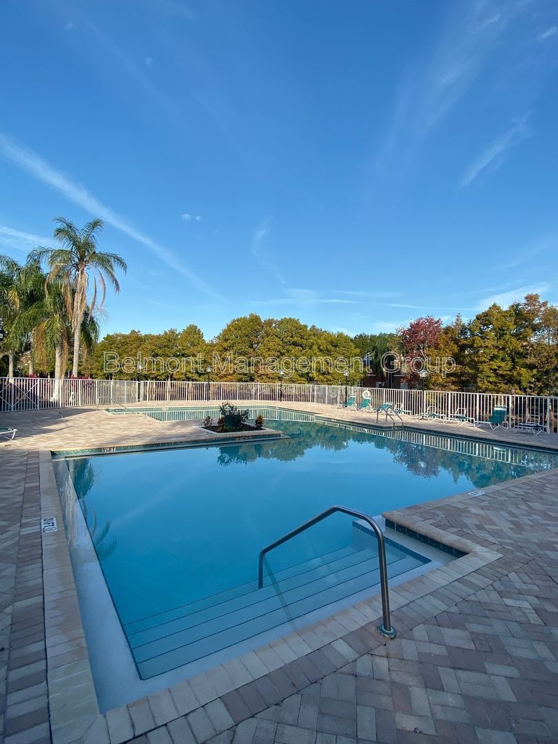 Beautiful 1 Bed/1 Bath Condo at Venetian Place in Orlando! YEAR END SPECIAL!! RENT NOW AND RECEIVE THE REST OF DECEMBER FREE!!! property image