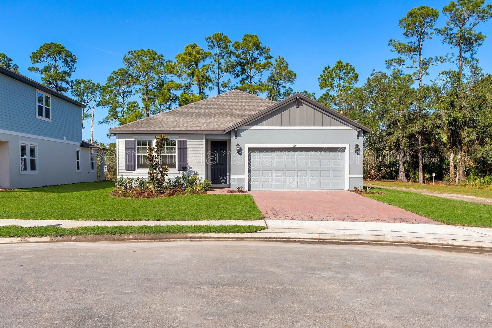 Sophisticated 4 Bed/2 Bath Home in the LPGA Master Community - Daytona Beach! HOLIDAY SPECIAL!! RENT NOW AND RECEIVE THE REST OF DECEMBER FREE!!! property image