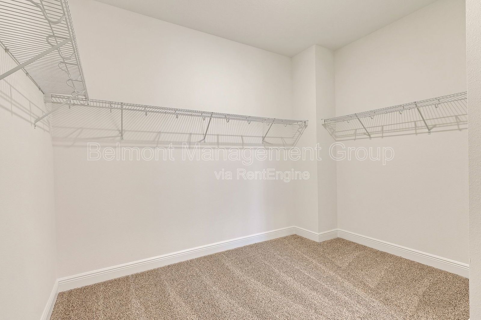 Sophisticated 4 Bed/2 Bath Home in the LPGA Master Community - Daytona Beach! HOLIDAY SPECIAL!! RENT NOW AND RECEIVE THE REST OF DECEMBER FREE!!! property image