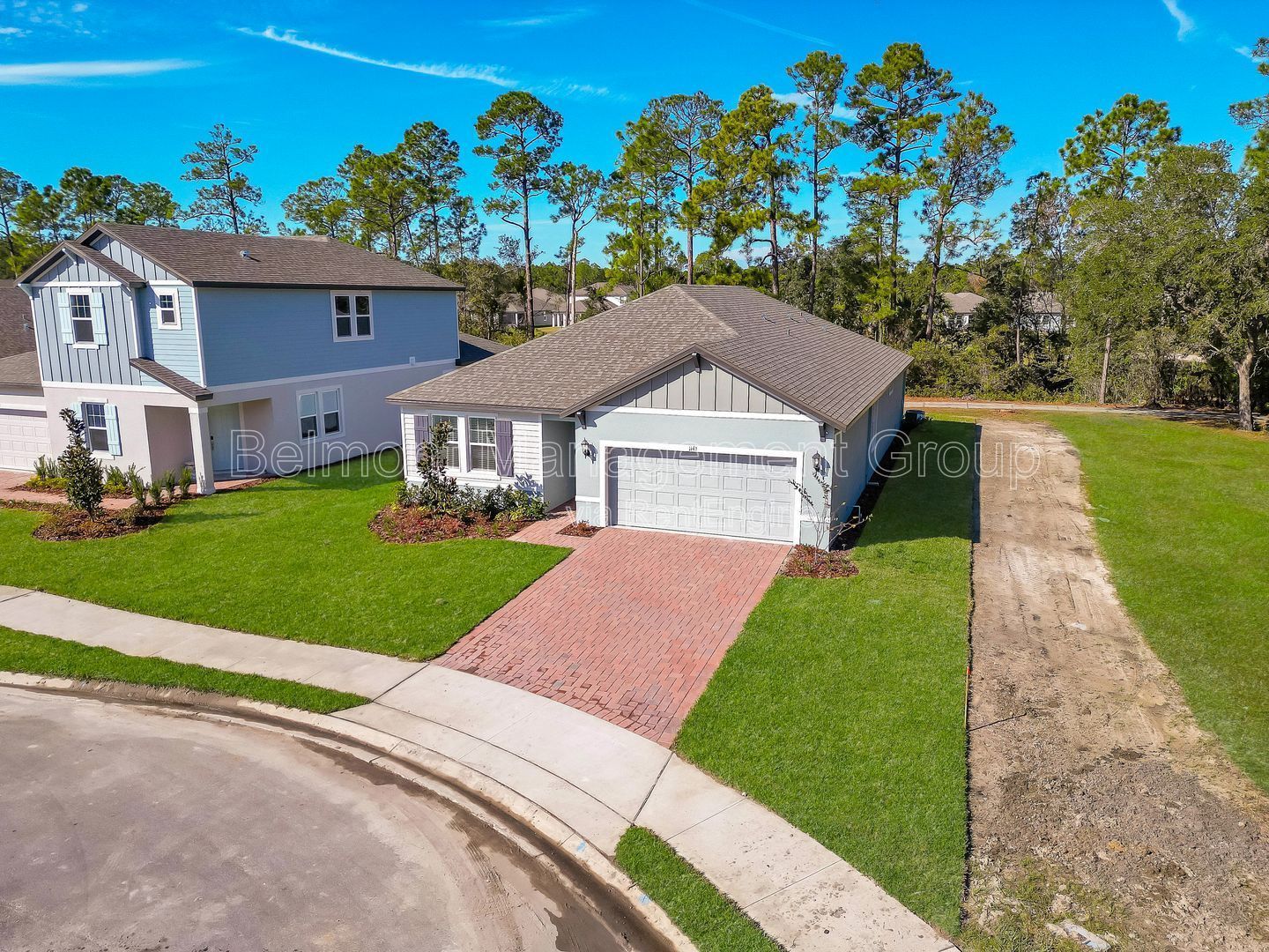 Sophisticated 4 Bed/2 Bath Home in the LPGA Master Community - Daytona Beach! HOLIDAY SPECIAL!! RENT NOW AND RECEIVE THE REST OF DECEMBER FREE!!! property image