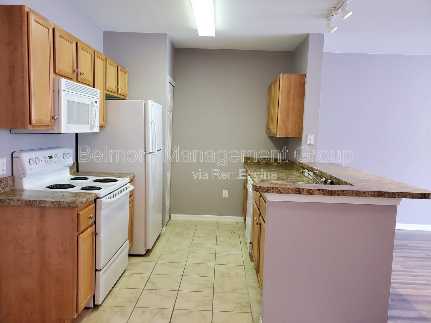 Beautiful 1 Bed 1 Bath Condo at the Registry at Michigan Park in Orlando! RENT NOW AND GET THE REST OF DECEMBER FREE!!! property image