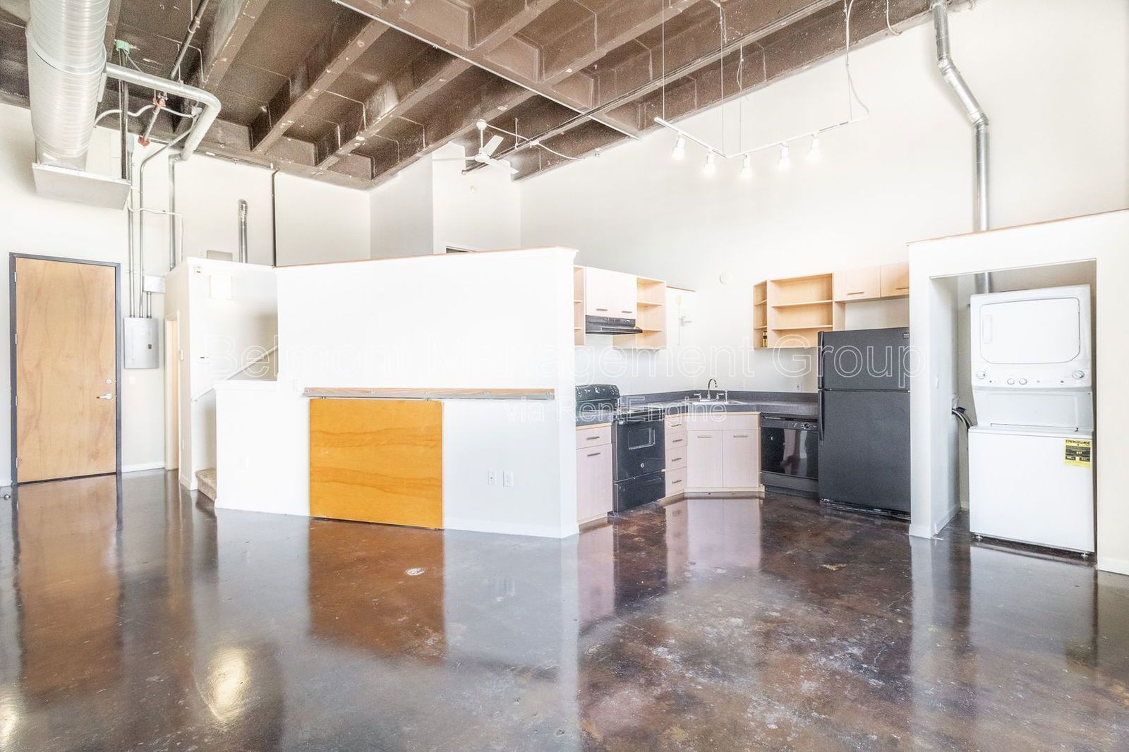 Rent Now and Get 4 Weeks Free + a Super Low $350 Security Deposit!!! Lovely 1 Bed/ 1 Bath Loft FOR RENT at The Lofts of Winter Park Village! property image