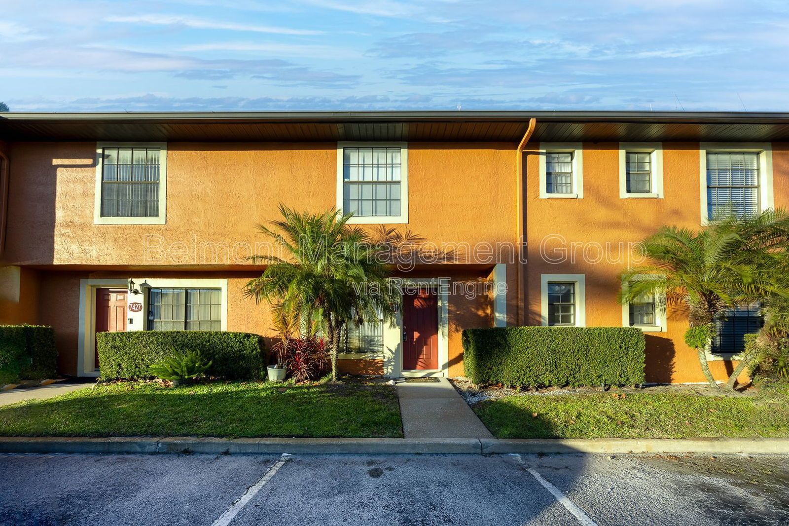 Beautiful 2bed/2bath Condo For Rent in Hidden Oaks Condominiums at Winter Park! RENT BY JANUARY 15th AND RECEIVE 2-WEEKS FREE!!! property image