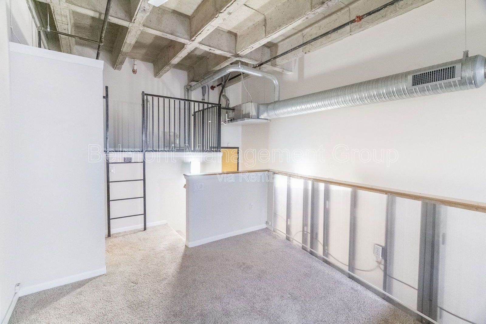 Rent Now and Get $1000 Off Your First Month's Rent + a Super Low $350 Security Deposit!!! Trendy 1 Bed/ 1 Bath Loft FOR RENT at The Lofts of Winter Park Village! property image