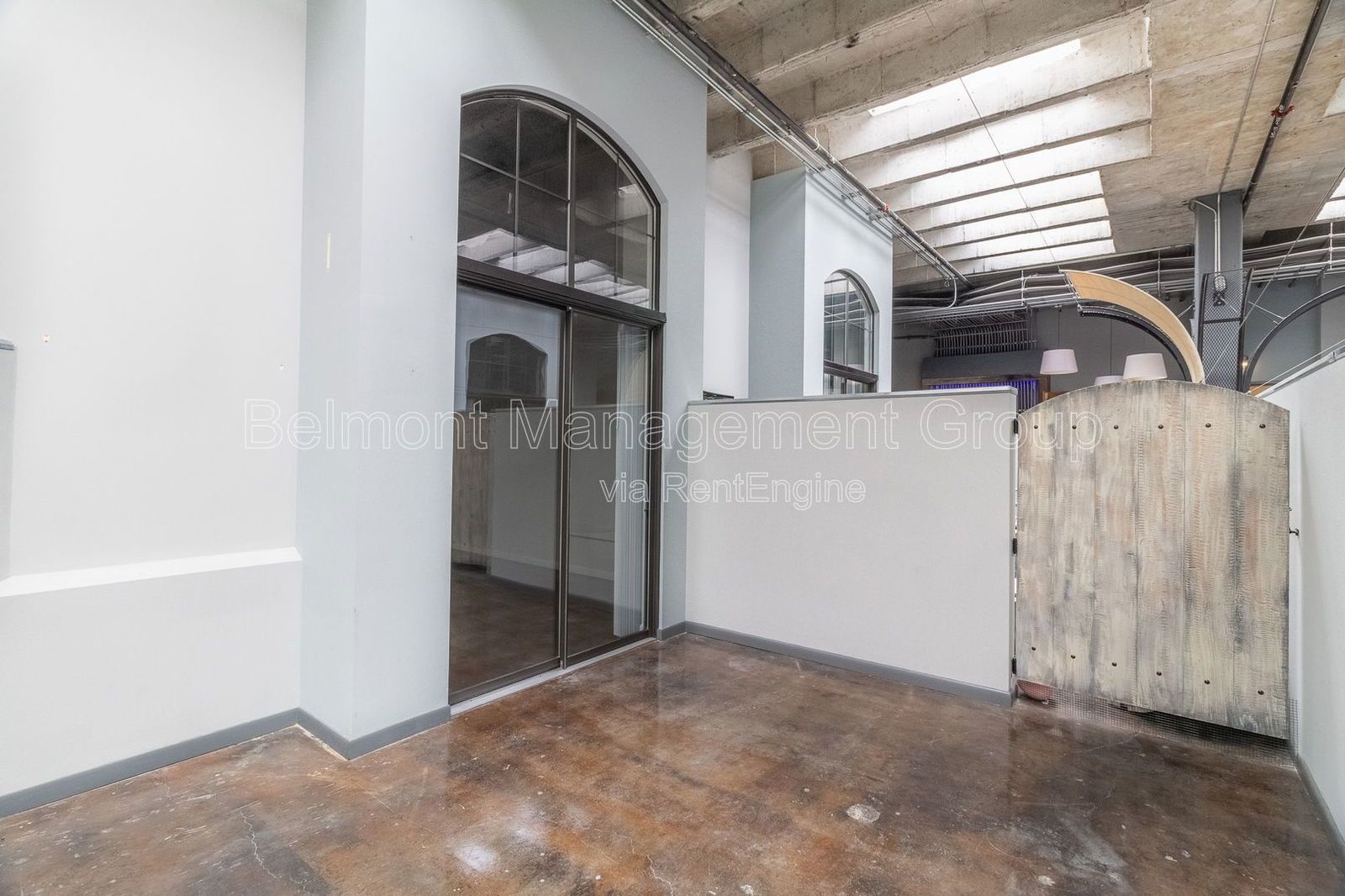 Rent Now and Get $1000 Off Your First Month's Rent + a Super Low $350 Security Deposit!!! Trendy 1 Bed/ 1 Bath Loft FOR RENT at The Lofts of Winter Park Village! property image