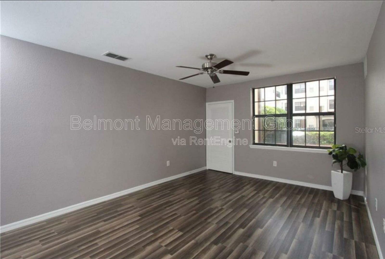 Beautiful 1 Bed 1 Bath Condo at the Registry at Michigan Park in Orlando! RENT NOW AND GET 2-WEEKS OFF YOUR FIRST MONTH'S RENT!!! property image