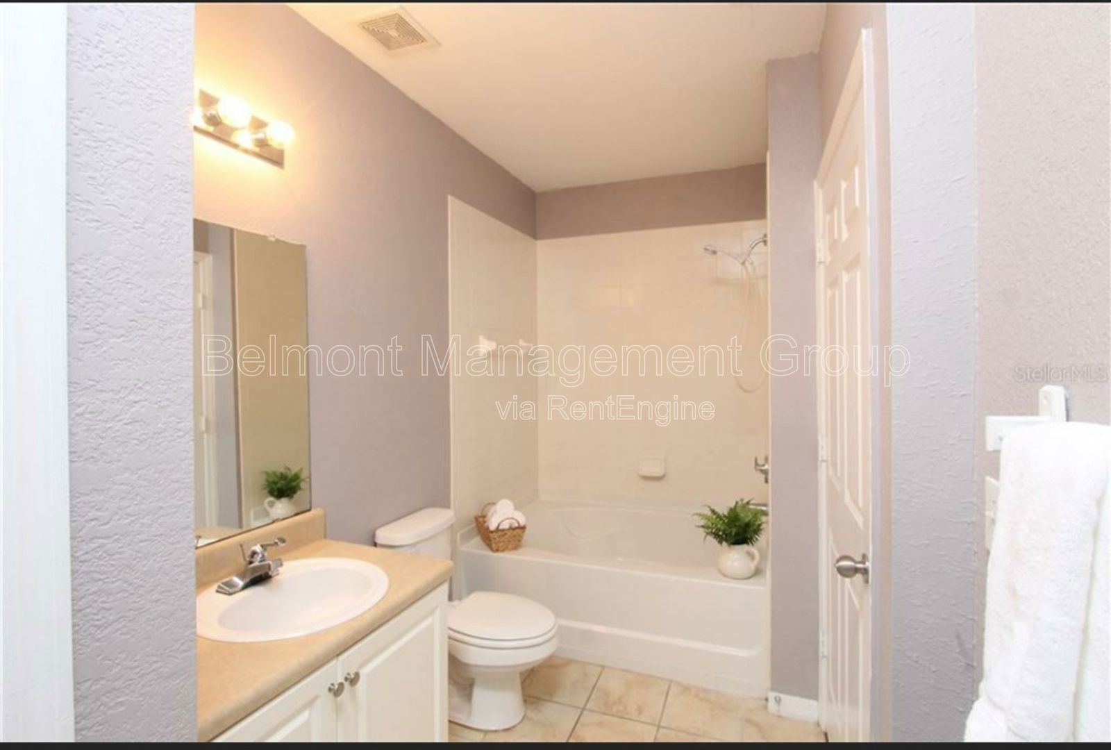 Beautiful 1 Bed 1 Bath Condo at the Registry at Michigan Park in Orlando! RENT NOW AND GET 2-WEEKS OFF YOUR FIRST MONTH'S RENT!!! property image