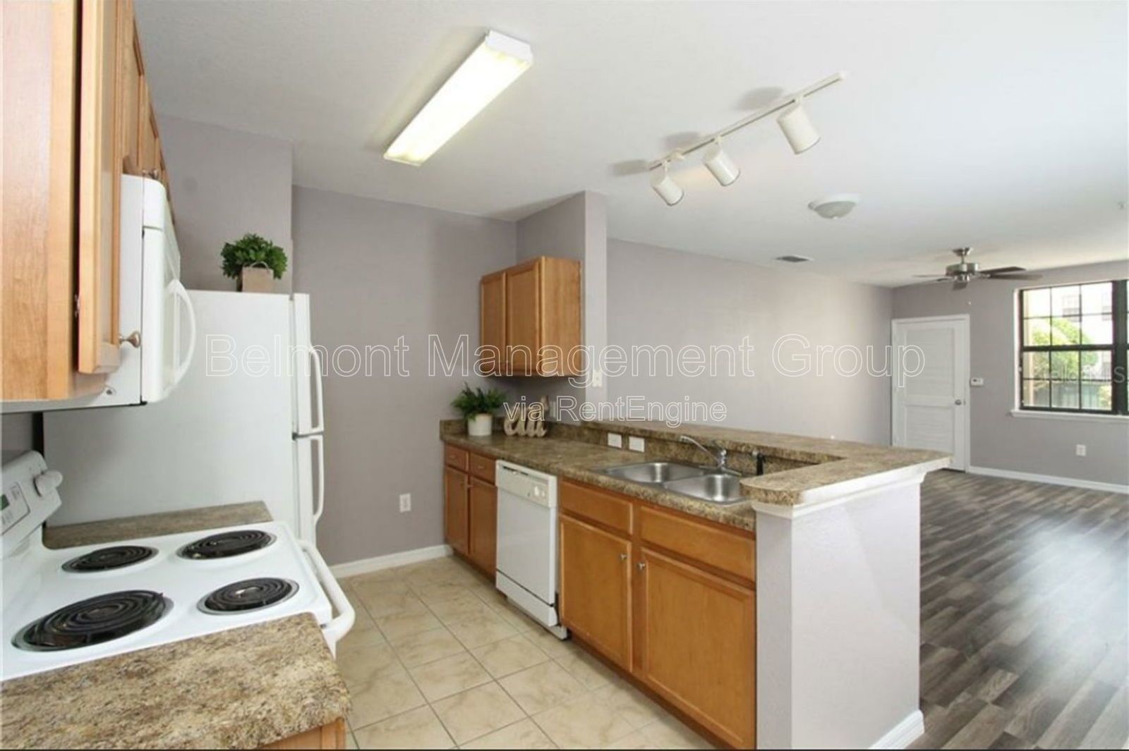 Beautiful 1 Bed 1 Bath Condo at the Registry at Michigan Park in Orlando! RENT NOW AND GET 2-WEEKS OFF YOUR FIRST MONTH'S RENT!!! property image