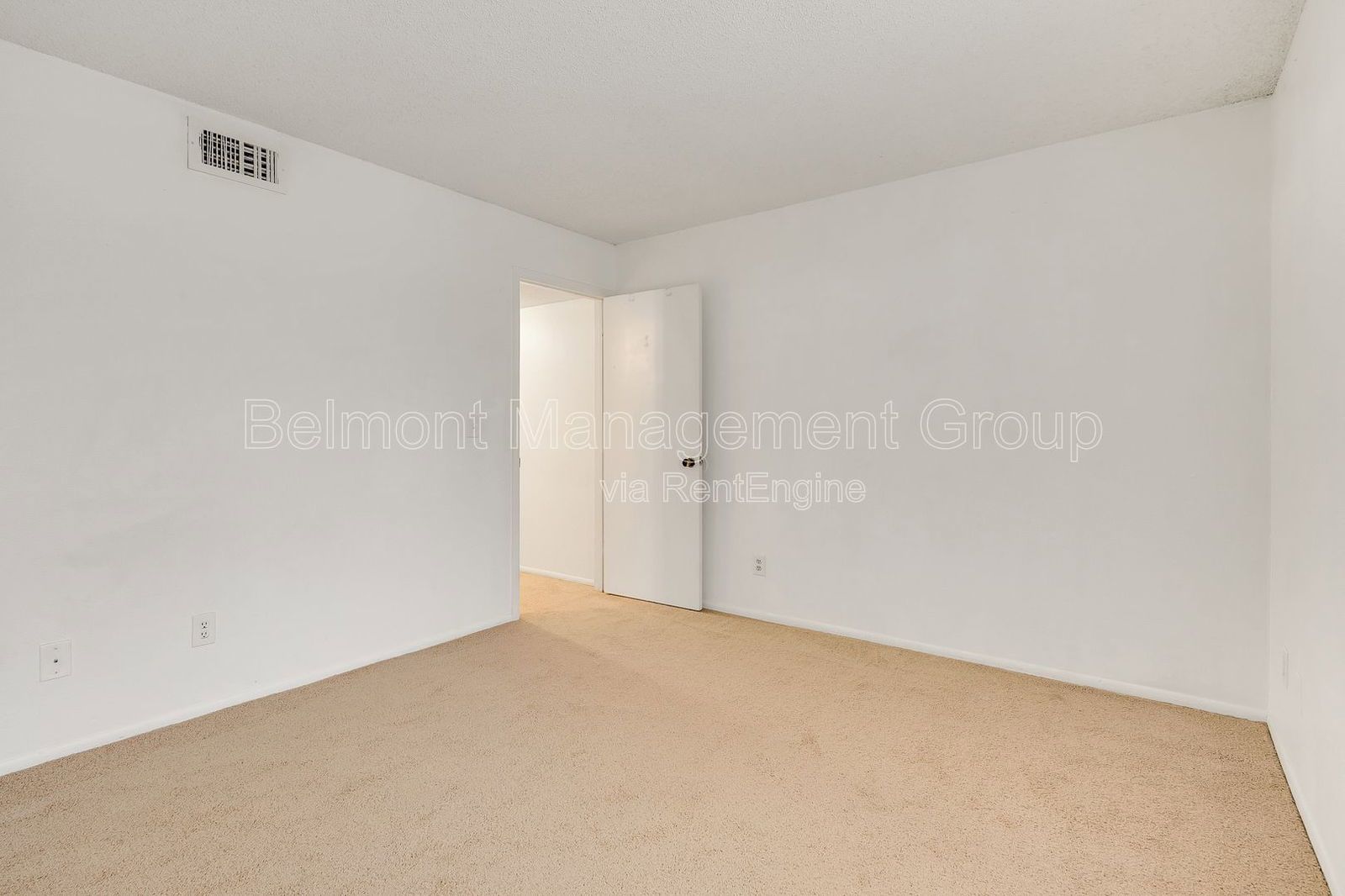 RENT NOW AND GET 2-WEEKS OFF YOUR FIRST MONTH'S RENT!!! Charming 2 Bed / 2 Bath Condo FOR RENT in Cascades Condominium in Kissimmee! property image