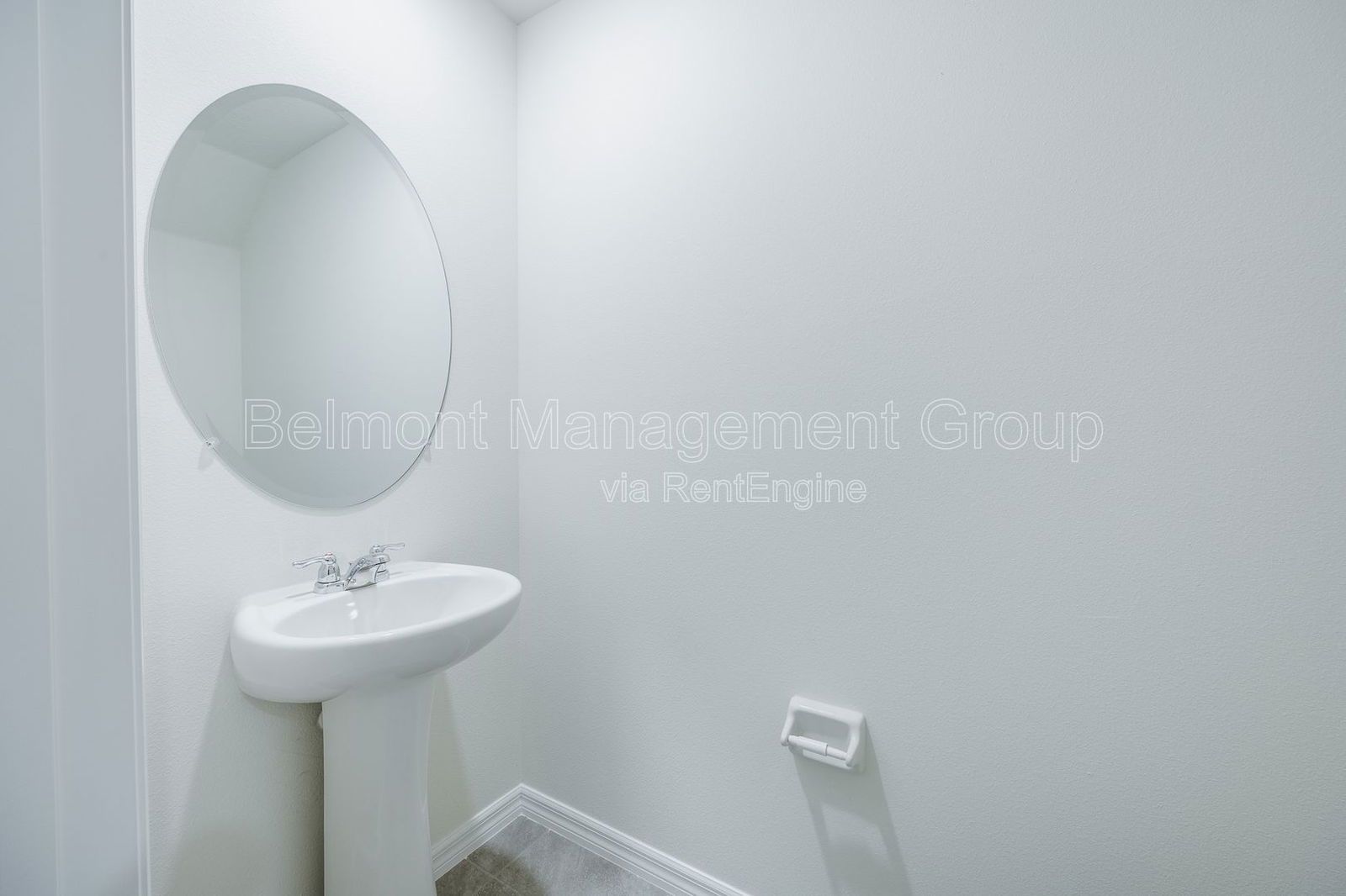 RENT NOW AND GET 2-WEEKS OFF YOUR FIRST MONTH! Beautiful 3bed/2.5bath Townhome FOR RENT at The Towns at Laurel Commons in Ocala! property image