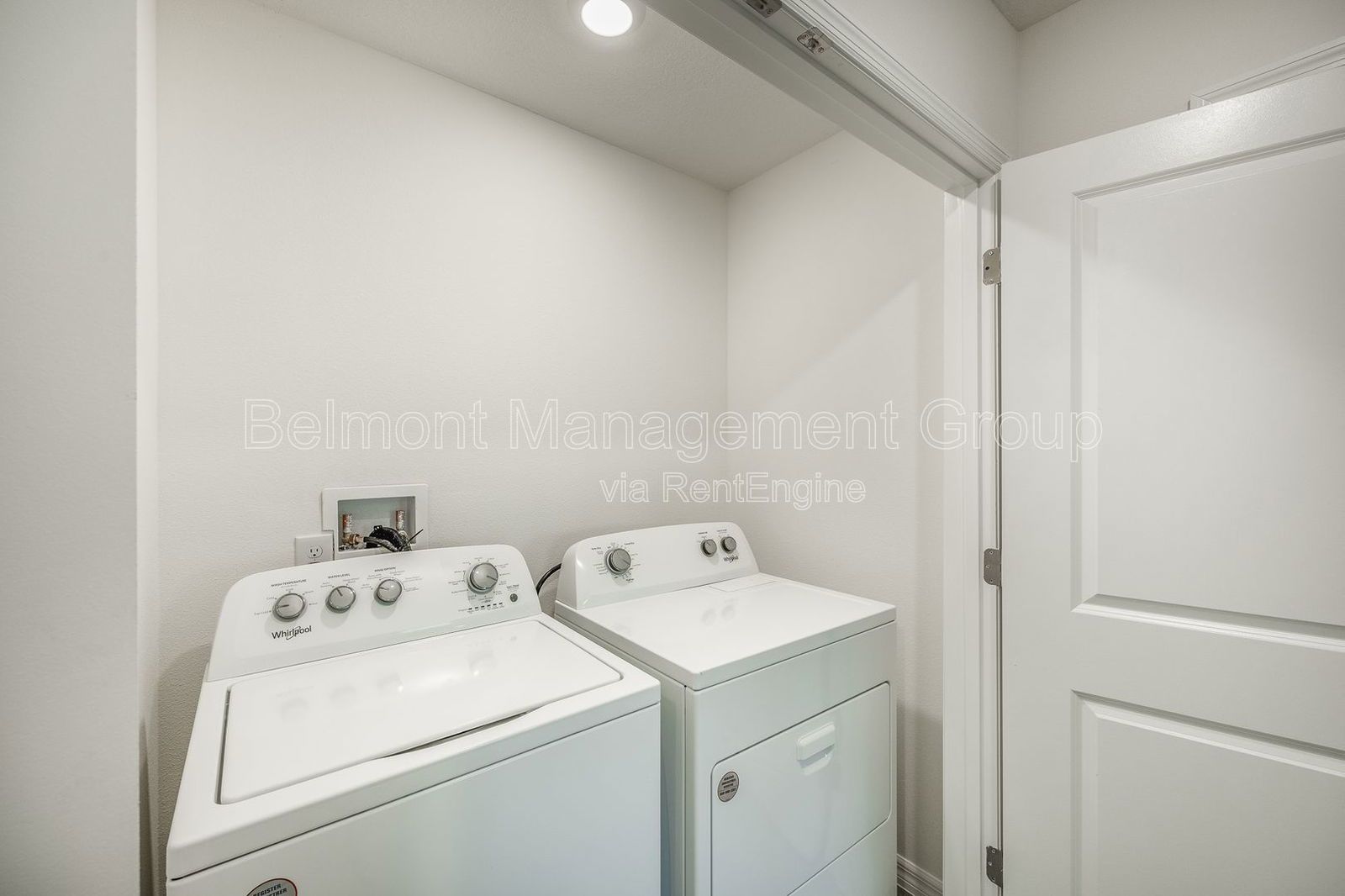 RENT NOW AND GET 2-WEEKS OFF YOUR FIRST MONTH! Beautiful 3bed/2.5bath Townhome FOR RENT at The Towns at Laurel Commons in Ocala! property image