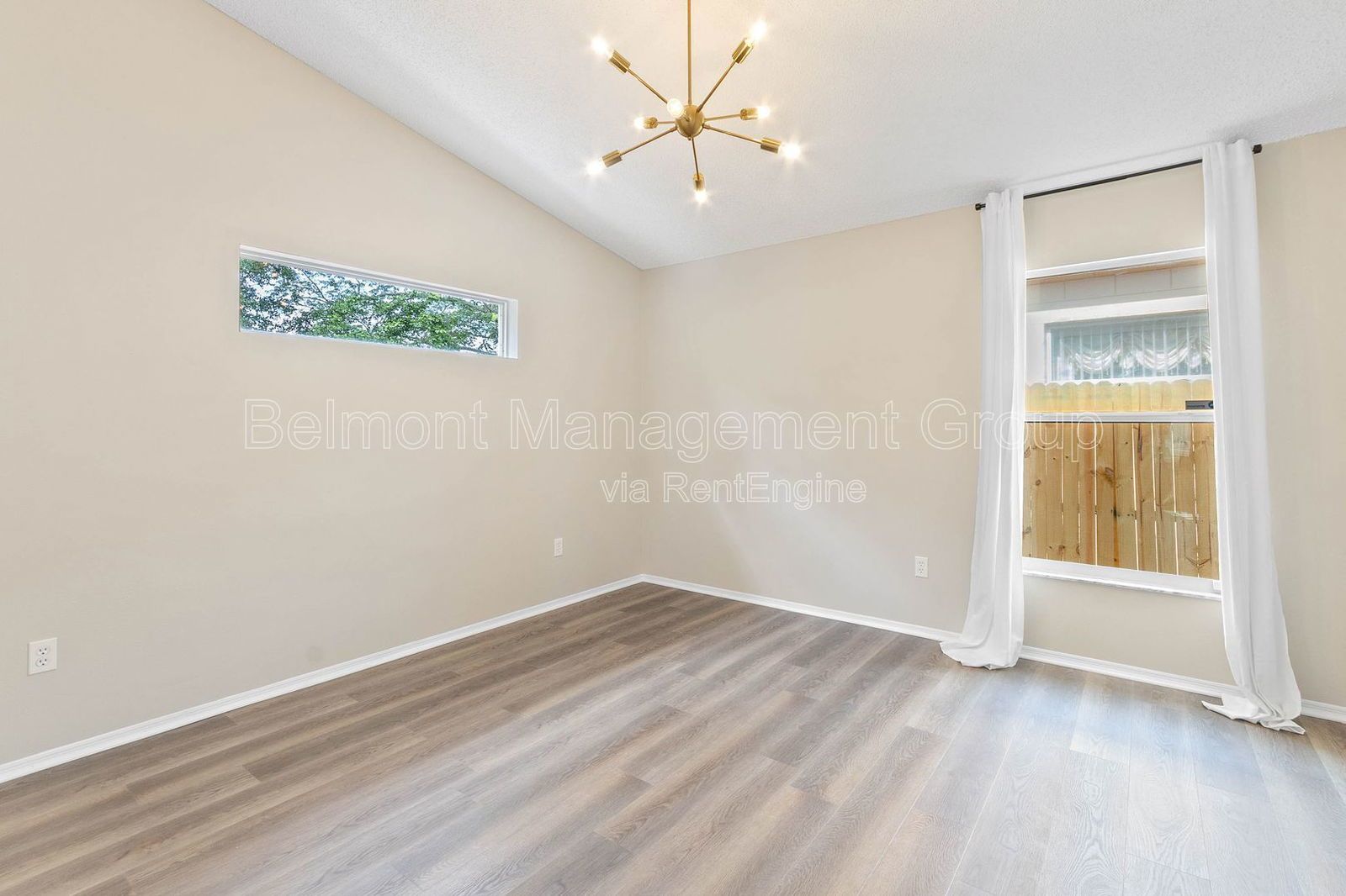 Chic and Stylish 3-Bed/2Bath Home with Fenced Backyard in the Heart of Orlando! property image