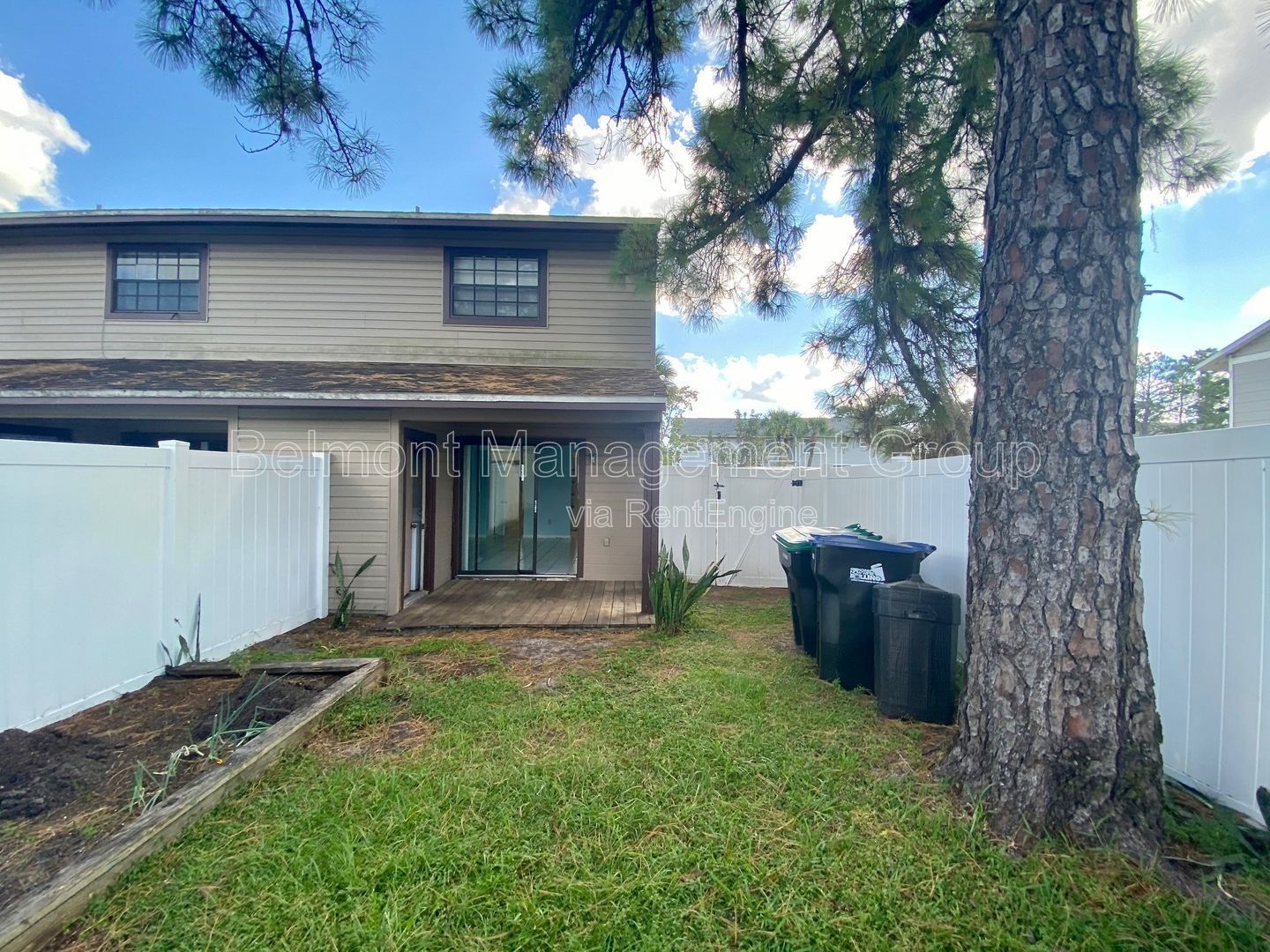 Move in ready Townhome for rent - Excellent Location! A+ Rated Winter Park Schools! property image