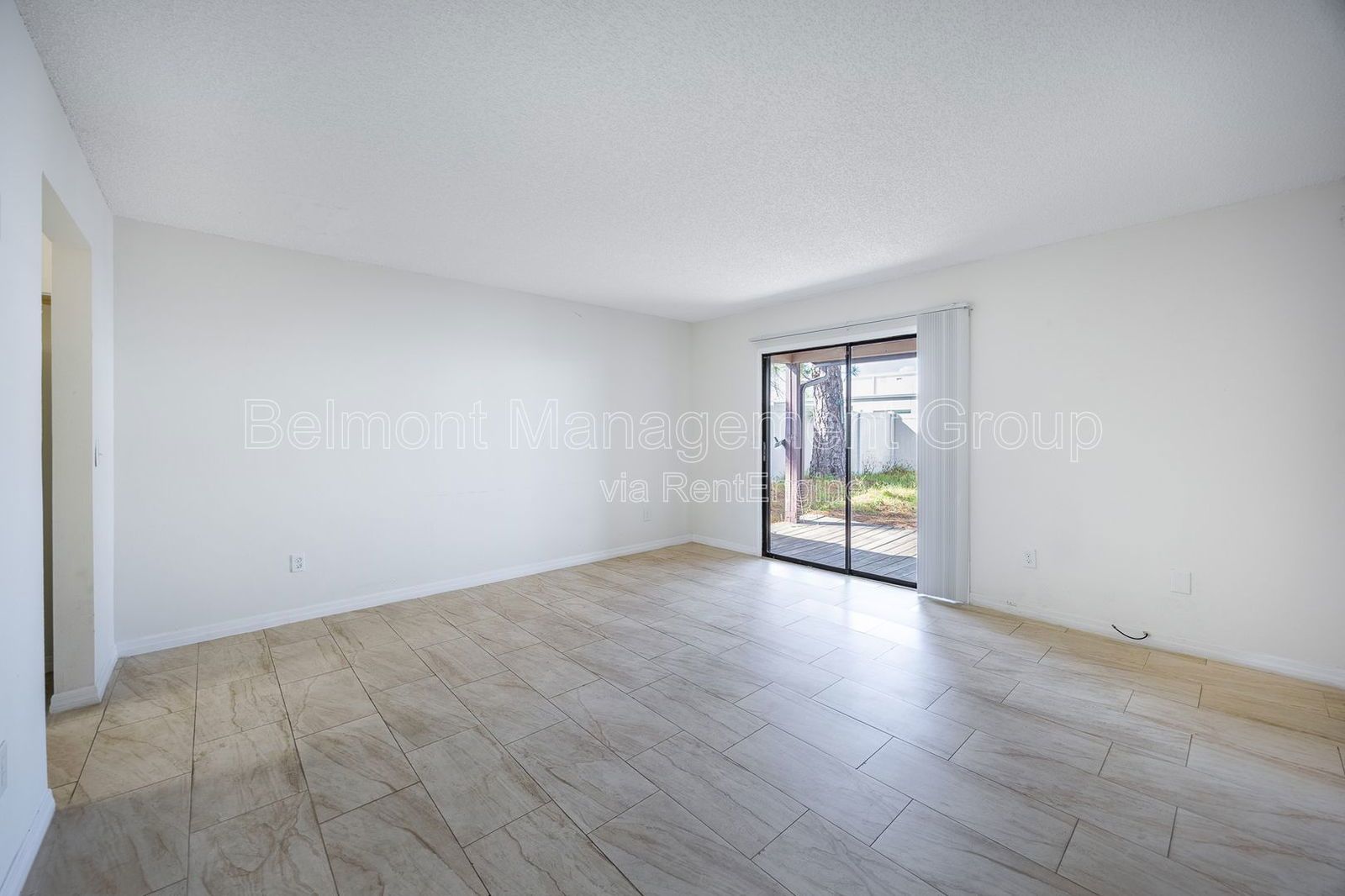 Move in ready Townhome for rent - Excellent Location! A+ Rated Winter Park Schools! property image