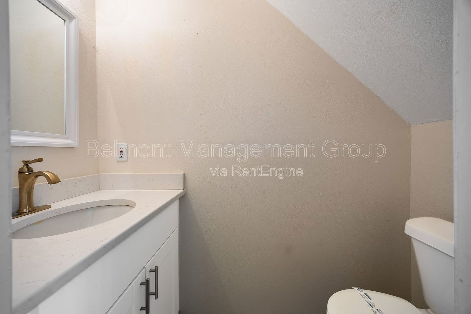 Move in ready Townhome for rent - Excellent Location! A+ Rated Winter Park Schools! property image