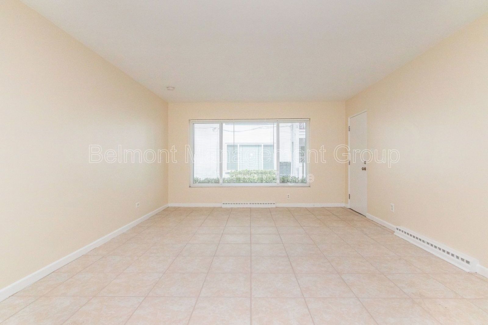 Beautiful 2 bed/1bath apartment FOR RENT in Downtown Orlando! | Special Offer! Free Application Fee for Healthcare and Service Industry Professionals! property image