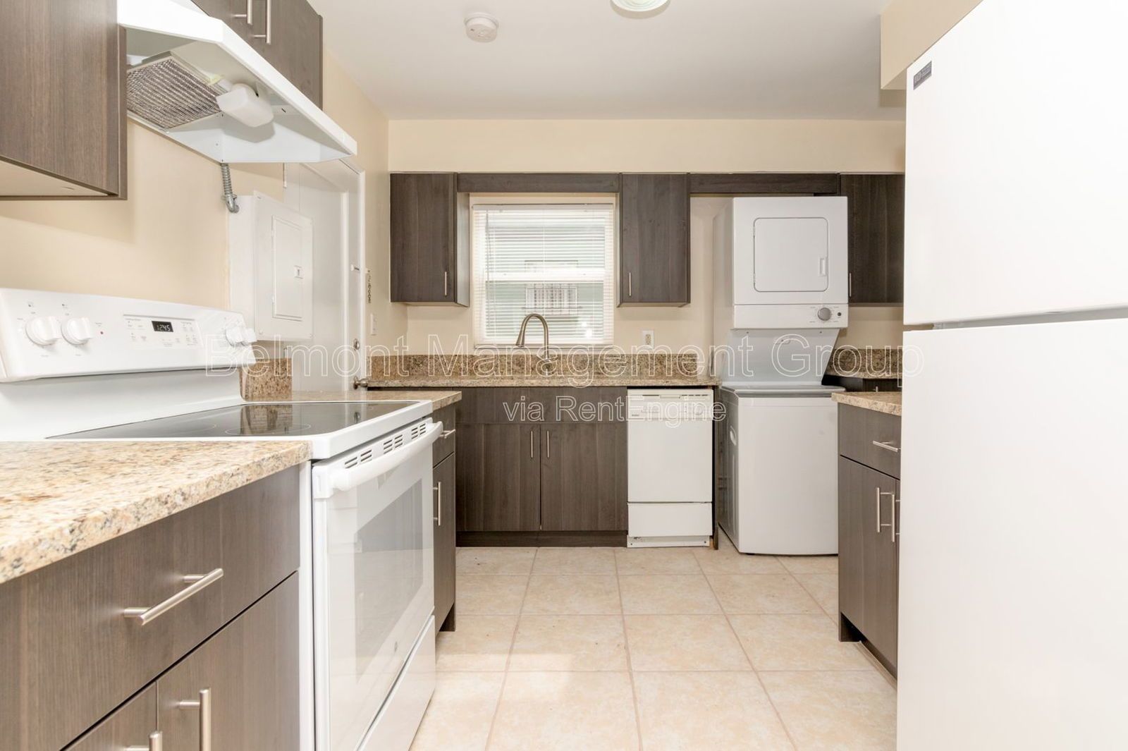 Beautiful 2 bed/1bath apartment FOR RENT in Downtown Orlando! | Special Offer! Free Application Fee for Healthcare and Service Industry Professionals! property image