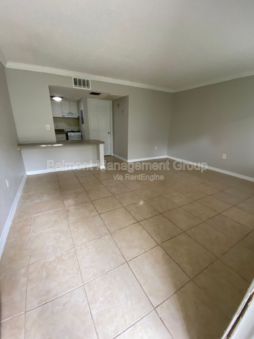 Spacious 1 bed/ 1 bath Condo for Rent at Waterside at Cranes Roost in Altamonte Springs! property image