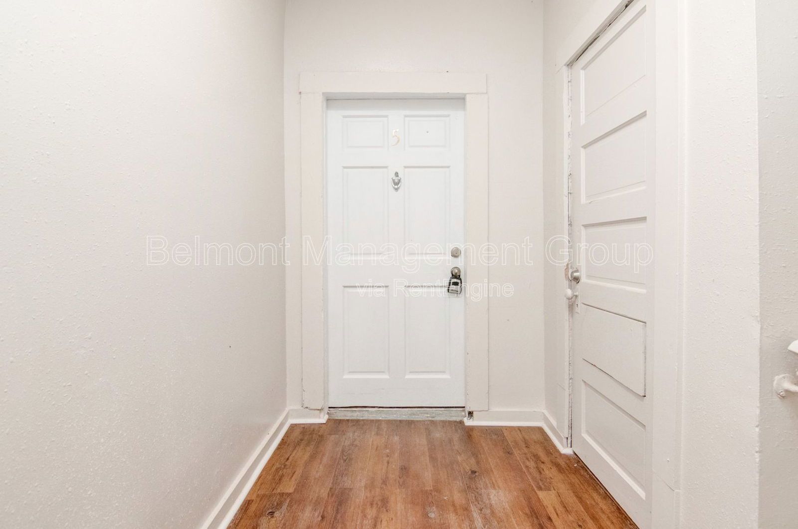 Trendy 1 Bed / 1 Bath Condo FOR RENT in the Heart of Downtown Sanford! | Move-in Special: 2 Weeks Off Rent for Approved Applicants! property image