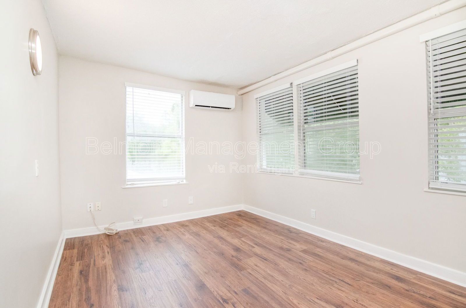 Trendy 1 Bed / 1 Bath Condo FOR RENT in the Heart of Downtown Sanford! | Move-in Special: 2 Weeks Off Rent for Approved Applicants! property image