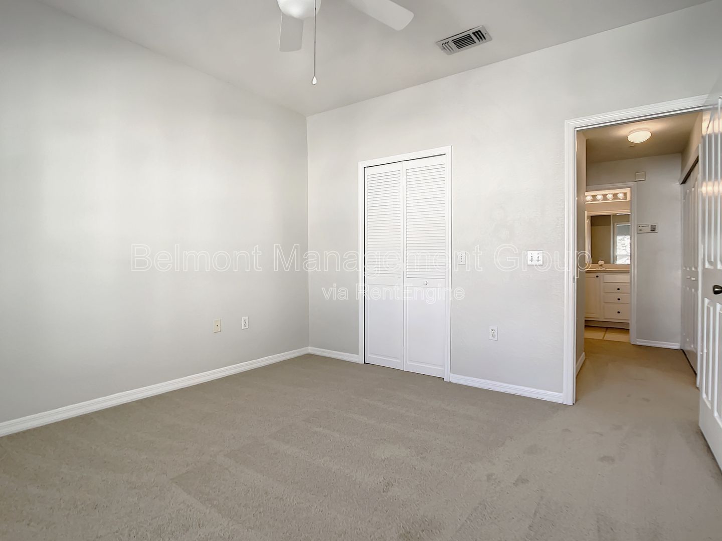 Beautiful 2 bed / 2 bath Townhome for rent at Visconti East in Maitland! property image