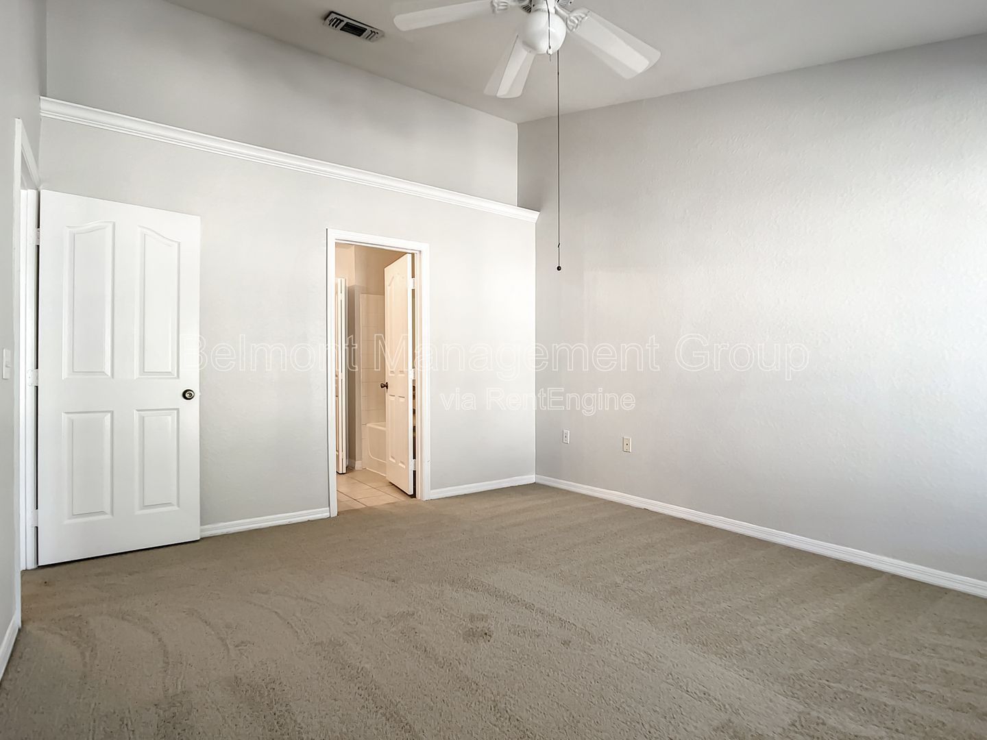 Beautiful 2 bed / 2 bath Townhome for rent at Visconti East in Maitland! property image
