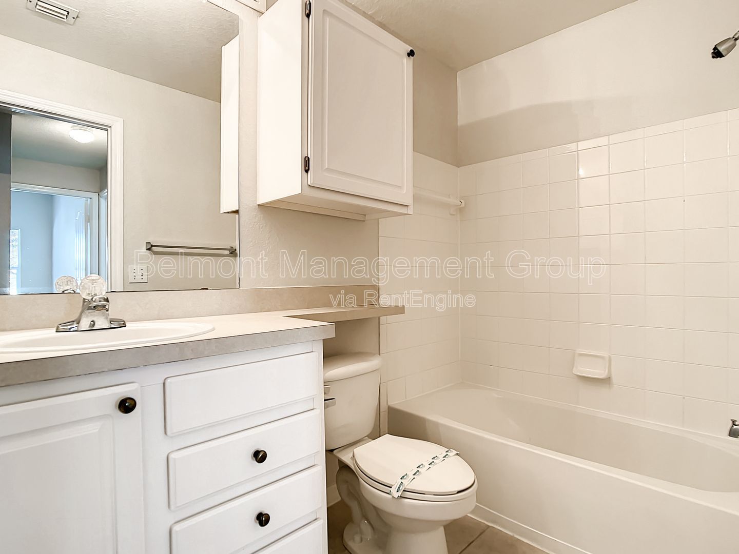 Beautiful 2 bed / 2 bath Townhome for rent at Visconti East in Maitland! property image