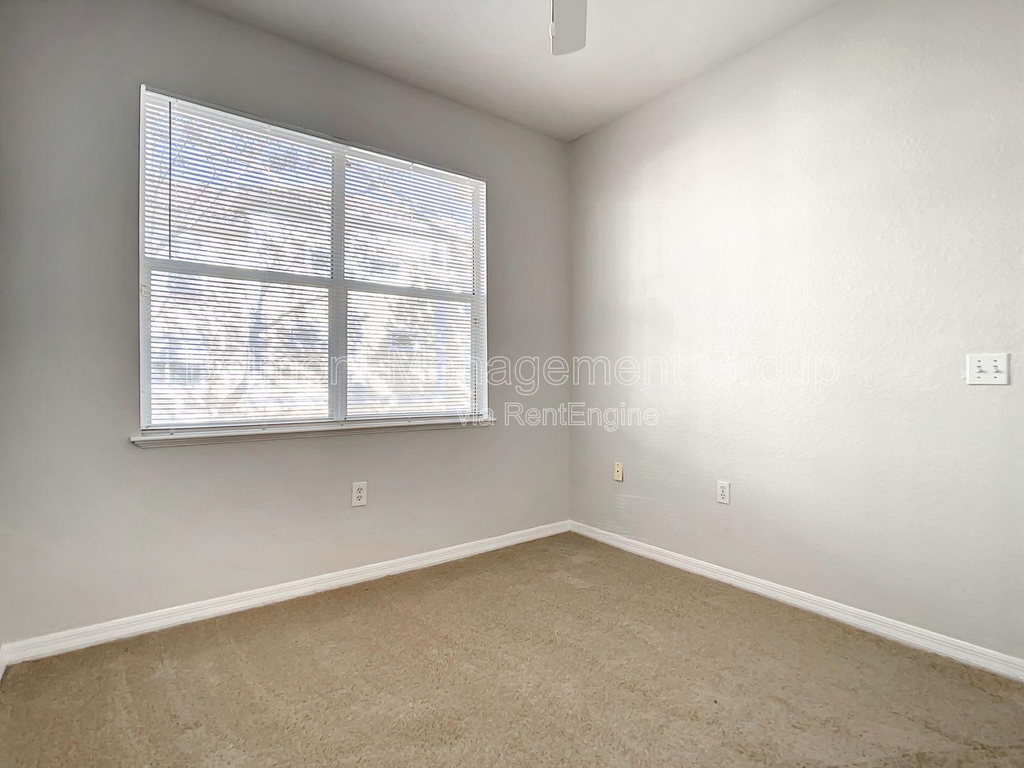 Beautiful 2 bed / 2 bath Townhome for rent at Visconti East in Maitland! property image