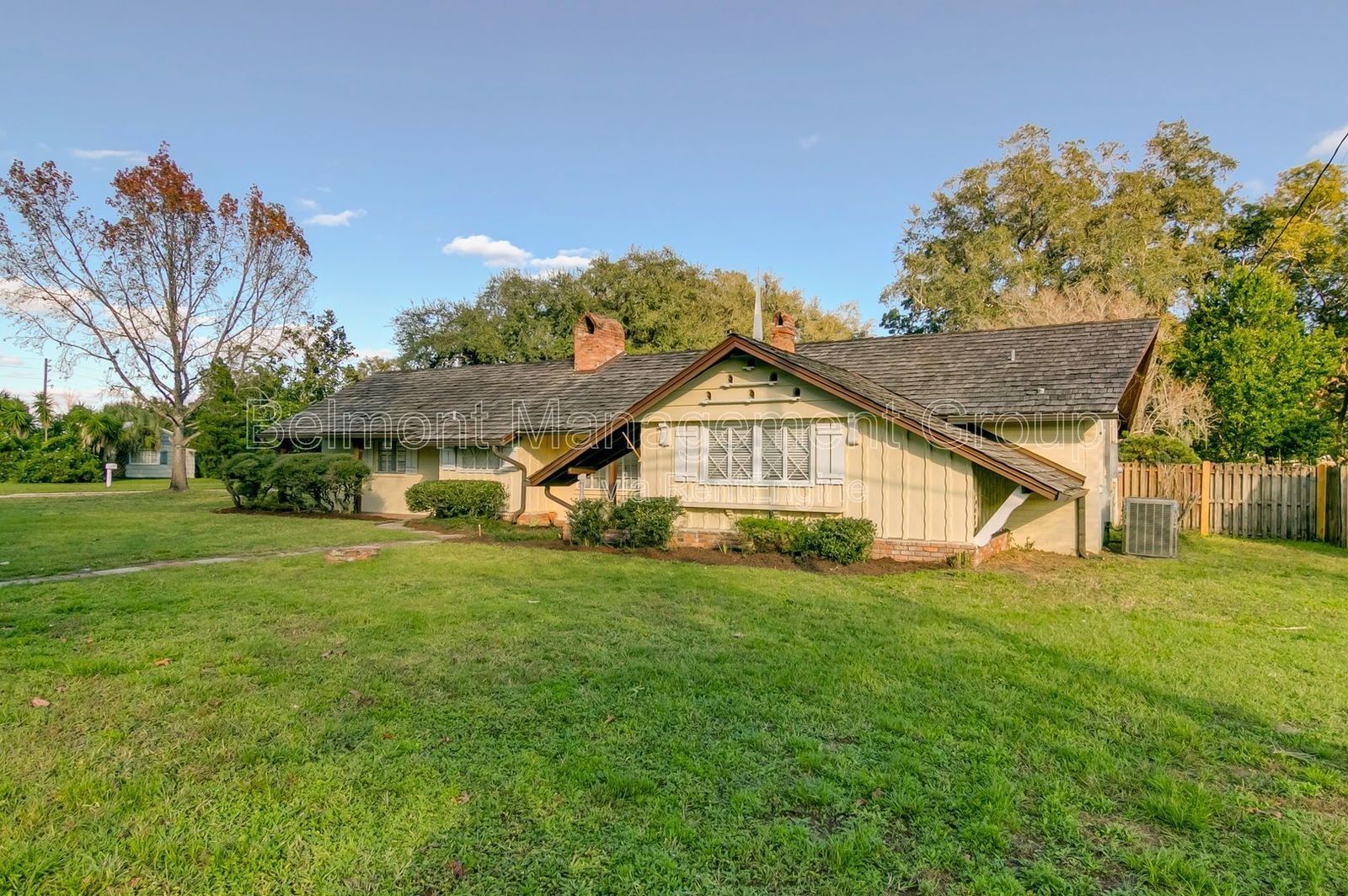 Charming 3 Bed/2 Bath Home for rent in the beautiful Winter Park! Rollins Students WELCOMED! property image