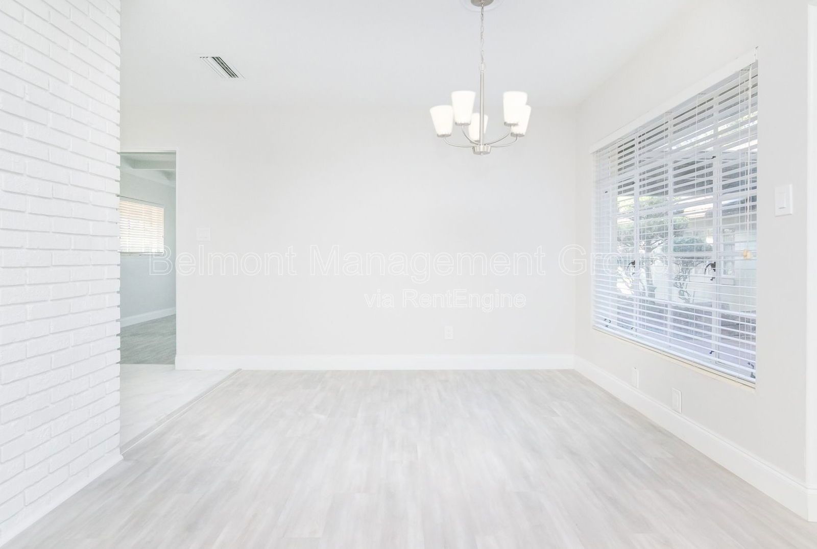 Charming 3 Bed/2 Bath Home for rent in the beautiful Winter Park! Rollins Students WELCOMED! property image