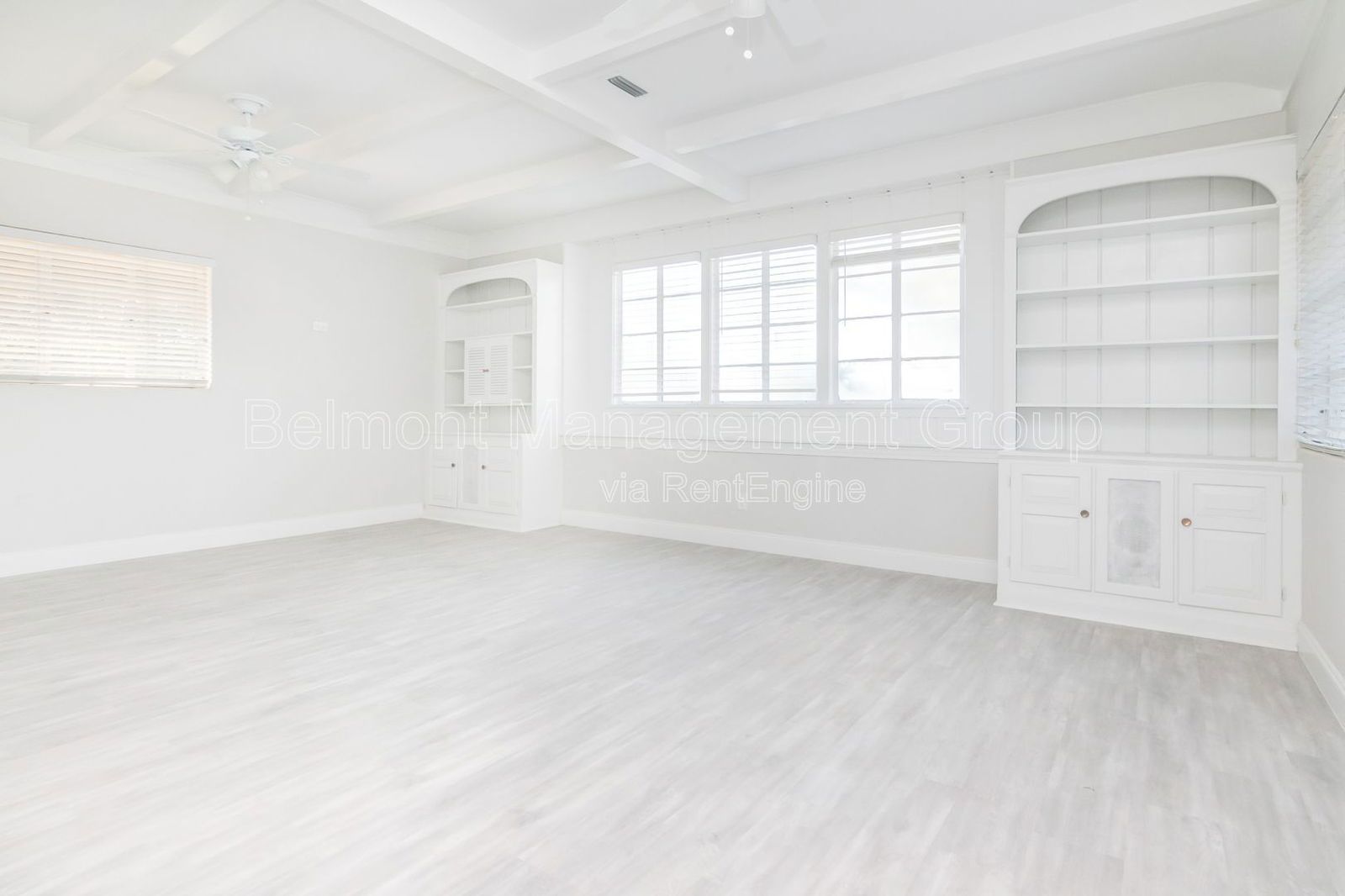 Charming 3 Bed/2 Bath Home for rent in the beautiful Winter Park! Rollins Students WELCOMED! property image