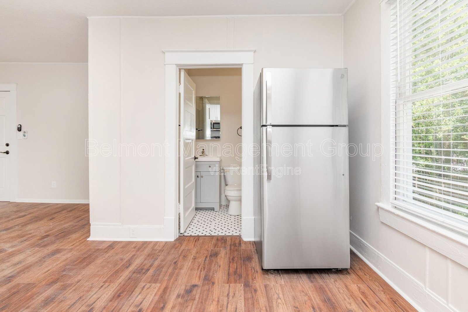 Trendy Studio Apartment FOR RENT in the heart of Historic Downtown Sanford | Move-in Special: 2 Weeks Off Rent for Approved Applicants! property image