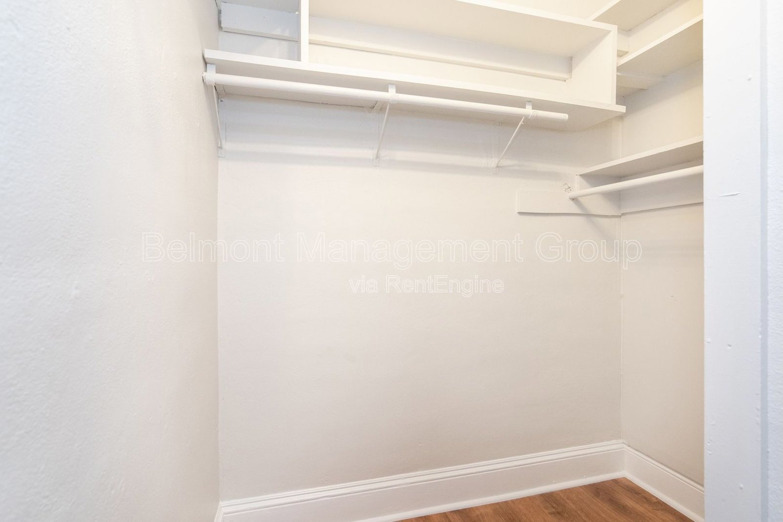 Trendy 2 Bed / 1 Bath Condo for rent in the Heart of Historic Downtown Sanford! | Move-in Special: 2 Weeks Off Rent for Approved Applicants! property image