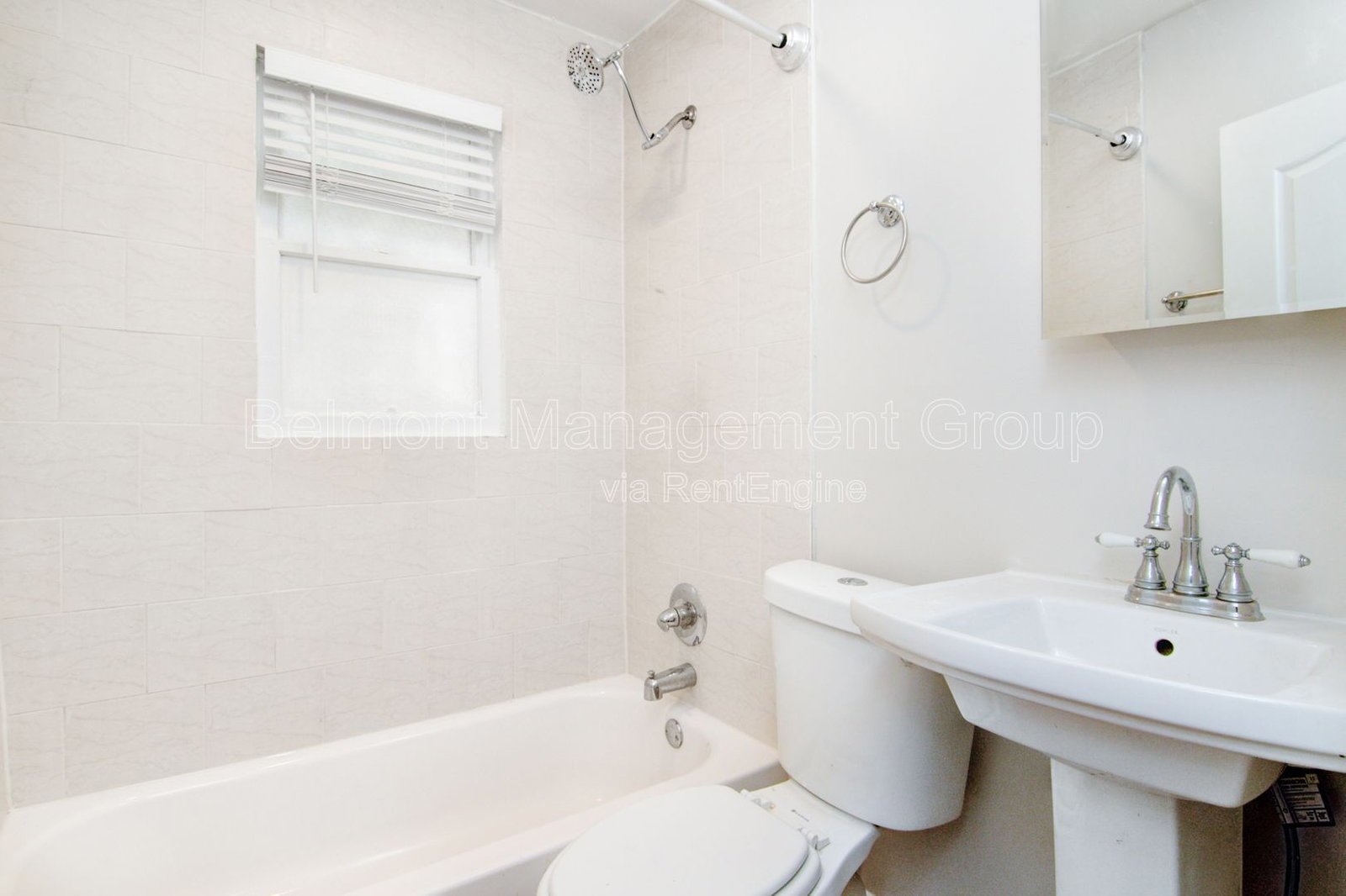 Trendy 2 Bed / 1 Bath Condo for rent in the Heart of Historic Downtown Sanford! | Move-in Special: 2 Weeks Off Rent for Approved Applicants! property image