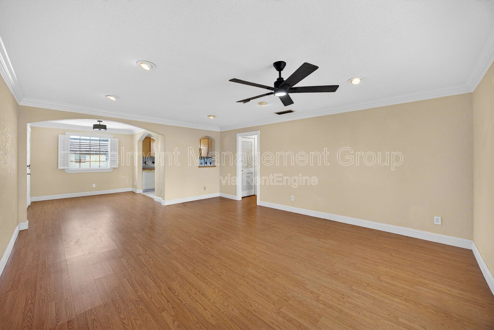 Bright and Spacious 2-Bed, 2-Bath Condo for Rent with Lake Killarney Views! property image