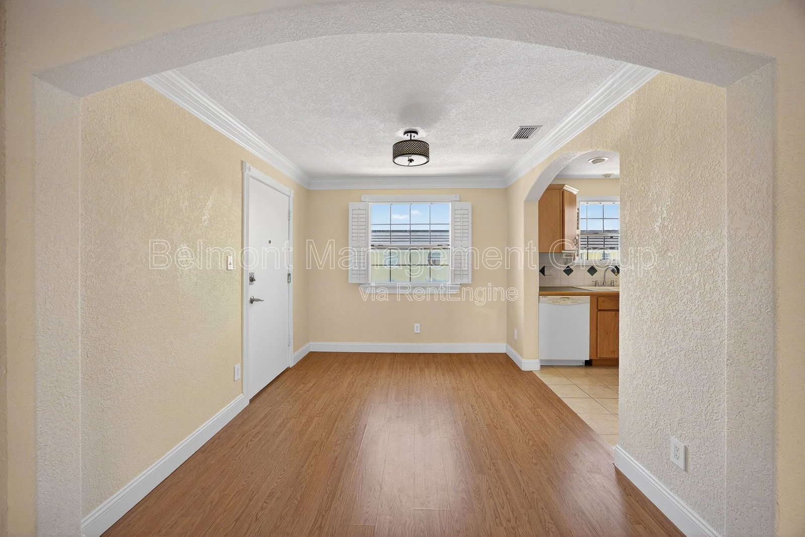 Bright and Spacious 2-Bed, 2-Bath Condo for Rent with Lake Killarney Views! property image